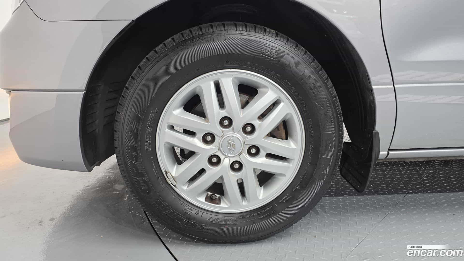 Starex Hyundai 2017.10-OUTER-005