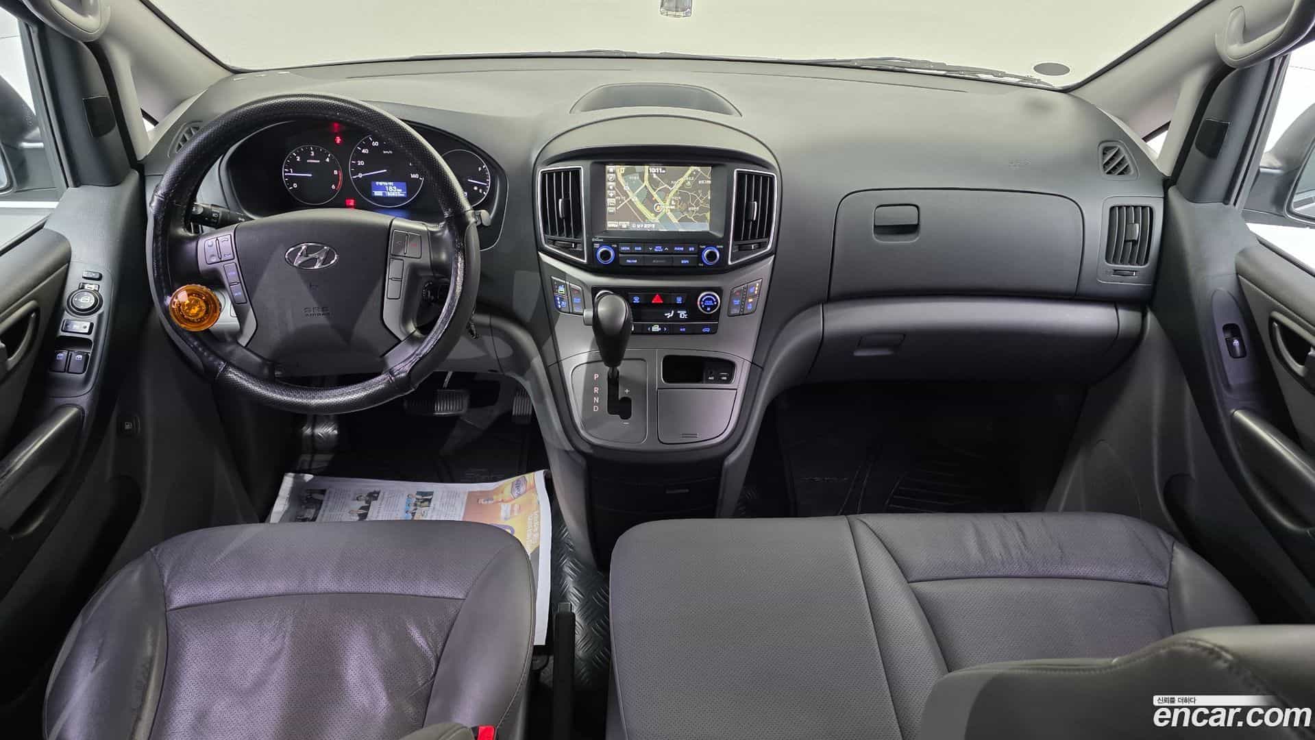 Starex Hyundai 2017.10-INNER-007