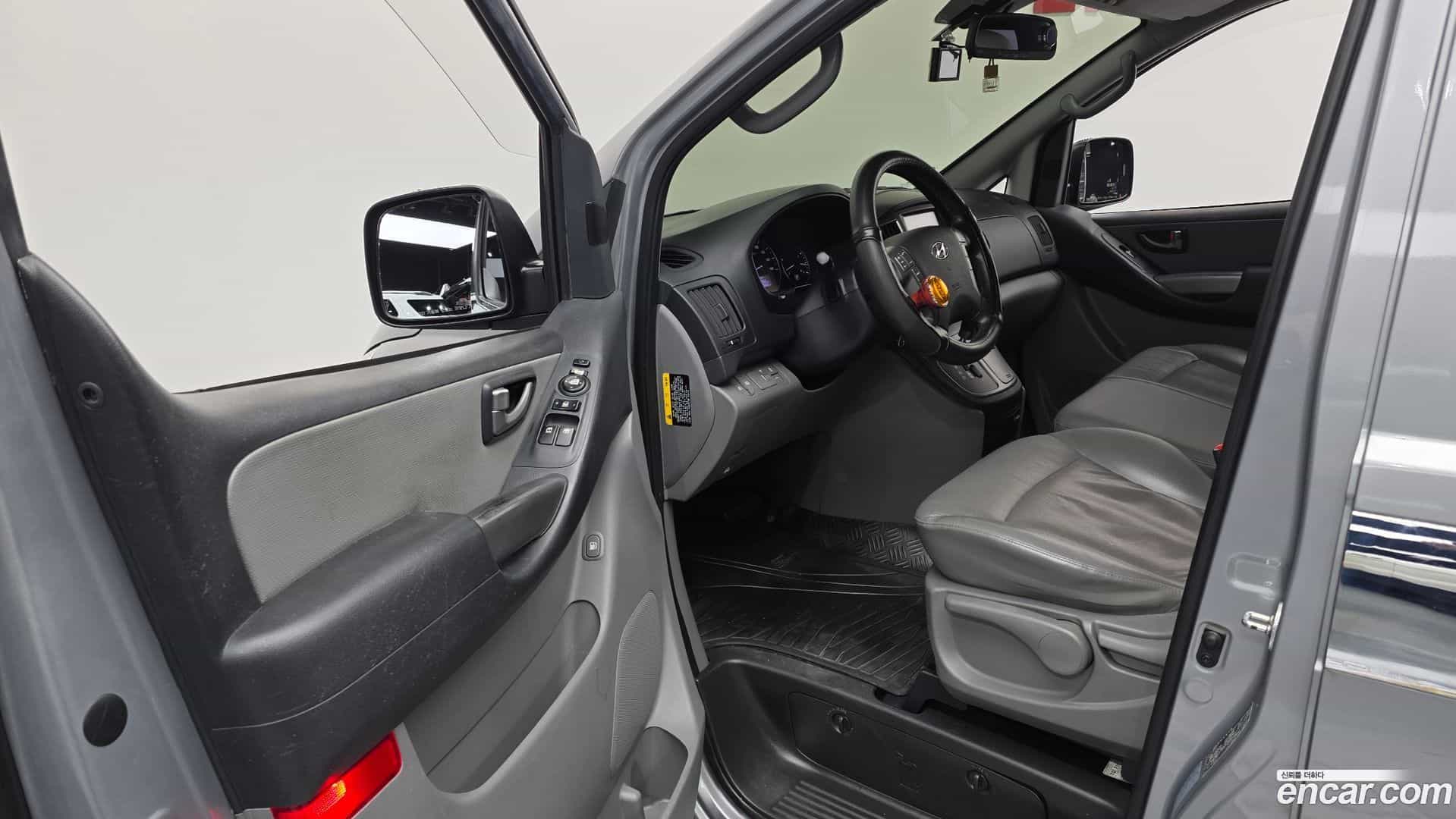 Starex Hyundai 2017.10-OPTION-015