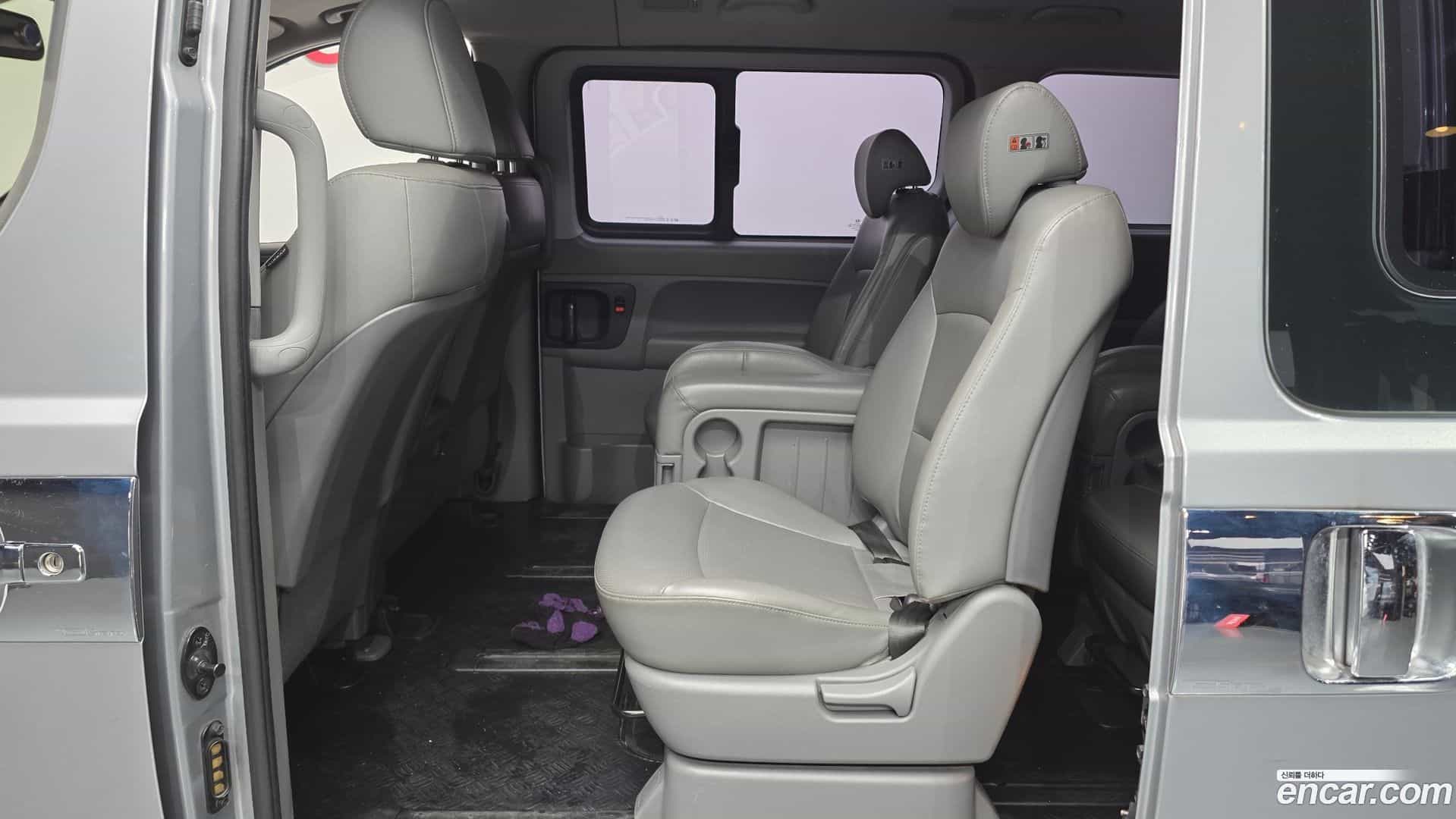 Starex Hyundai 2017.10-OPTION-016