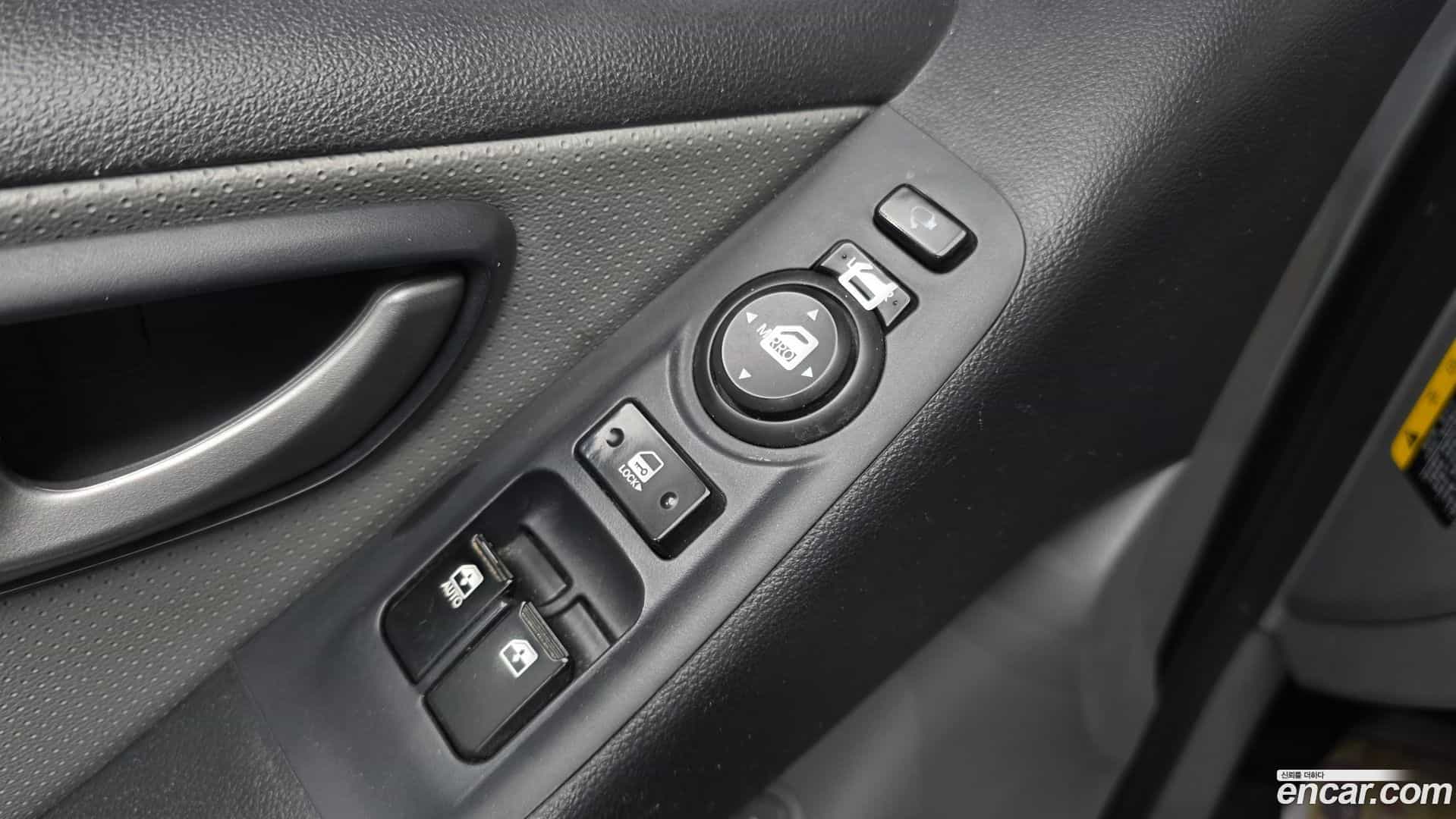 Starex Hyundai 2017.10-OPTION-023