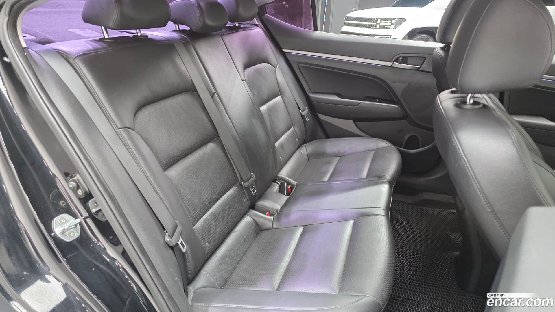 Main__Slider__Photo:AVANTE Hyundai 2017.9-10