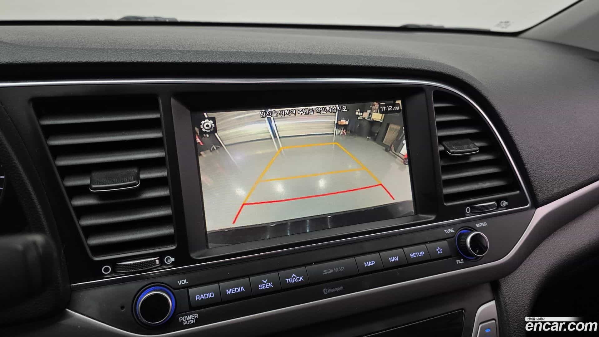 AVANTE Hyundai 2017.9-OPTION-020