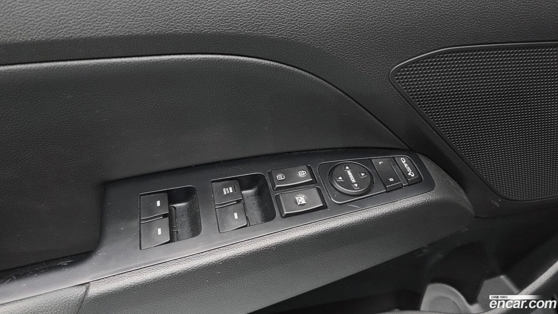 Main__Slider__Photo:AVANTE Hyundai 2017.9-17