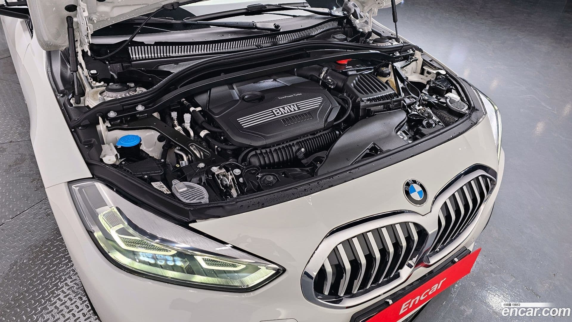 Main__Slider__Photo:1-Series BMW 2023.5-5