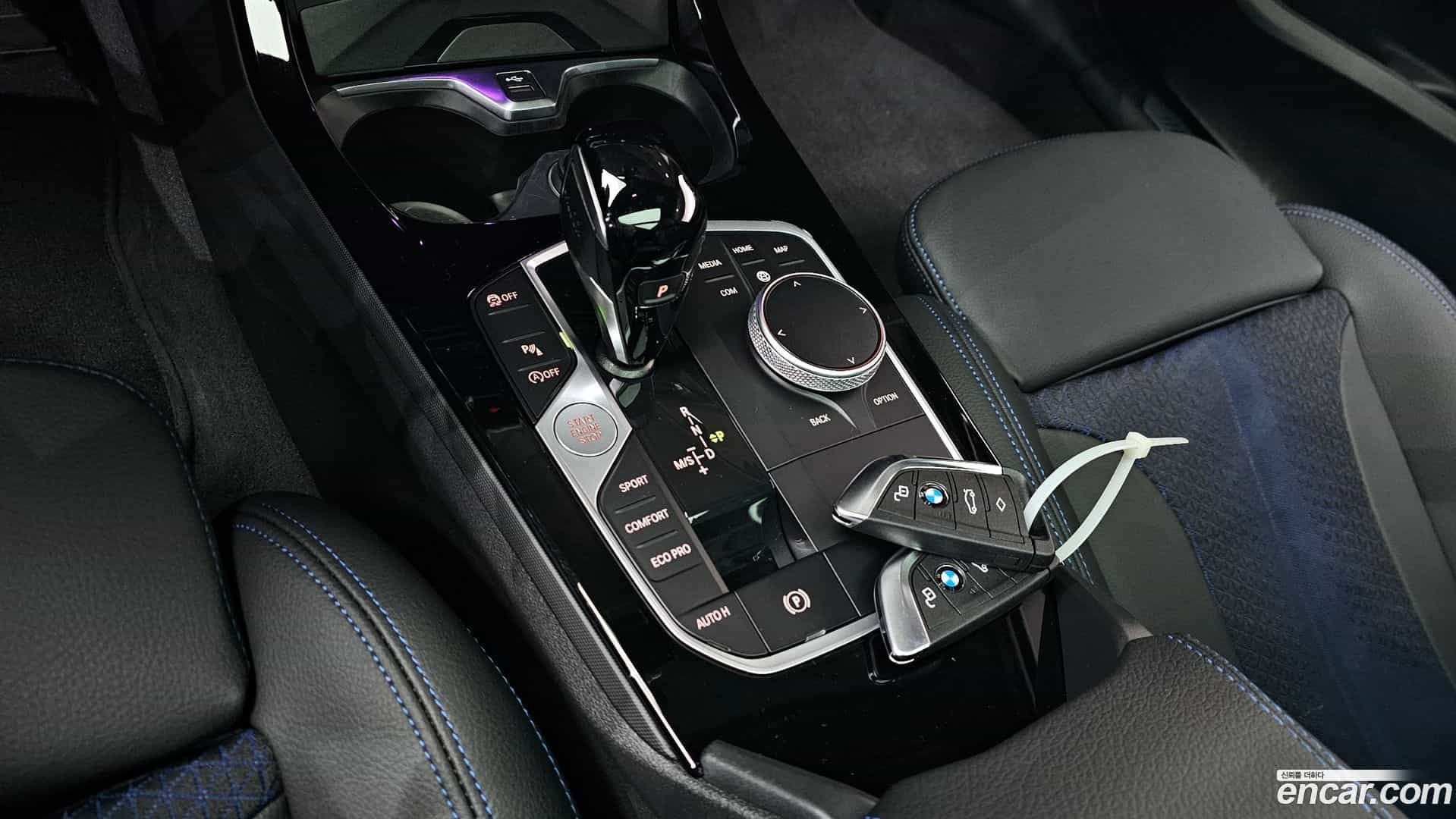 1-Series BMW 2023.5-INNER-009