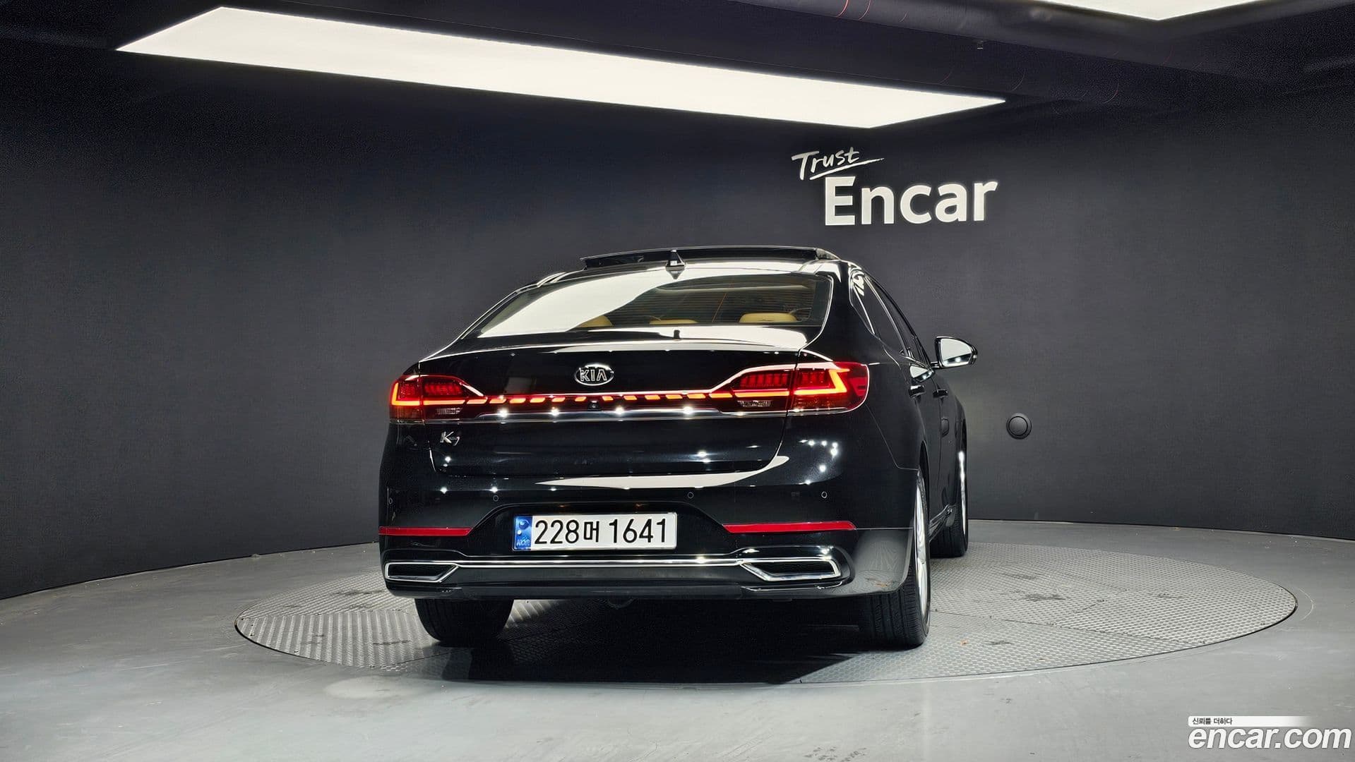 Main__Slider__Photo:K7 Kia 2020.8-3