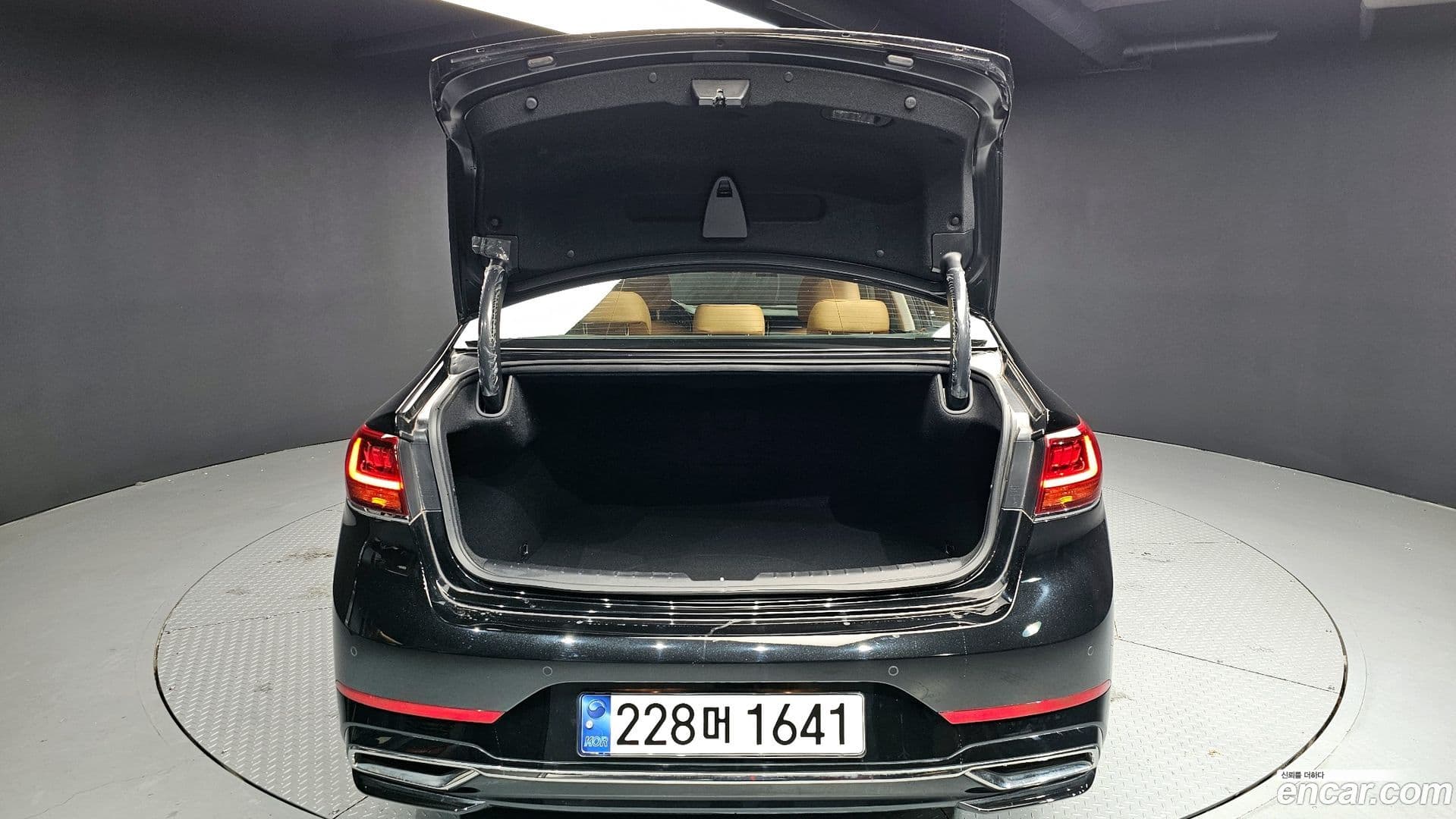 Main__Slider__Photo:K7 Kia 2020.8-19