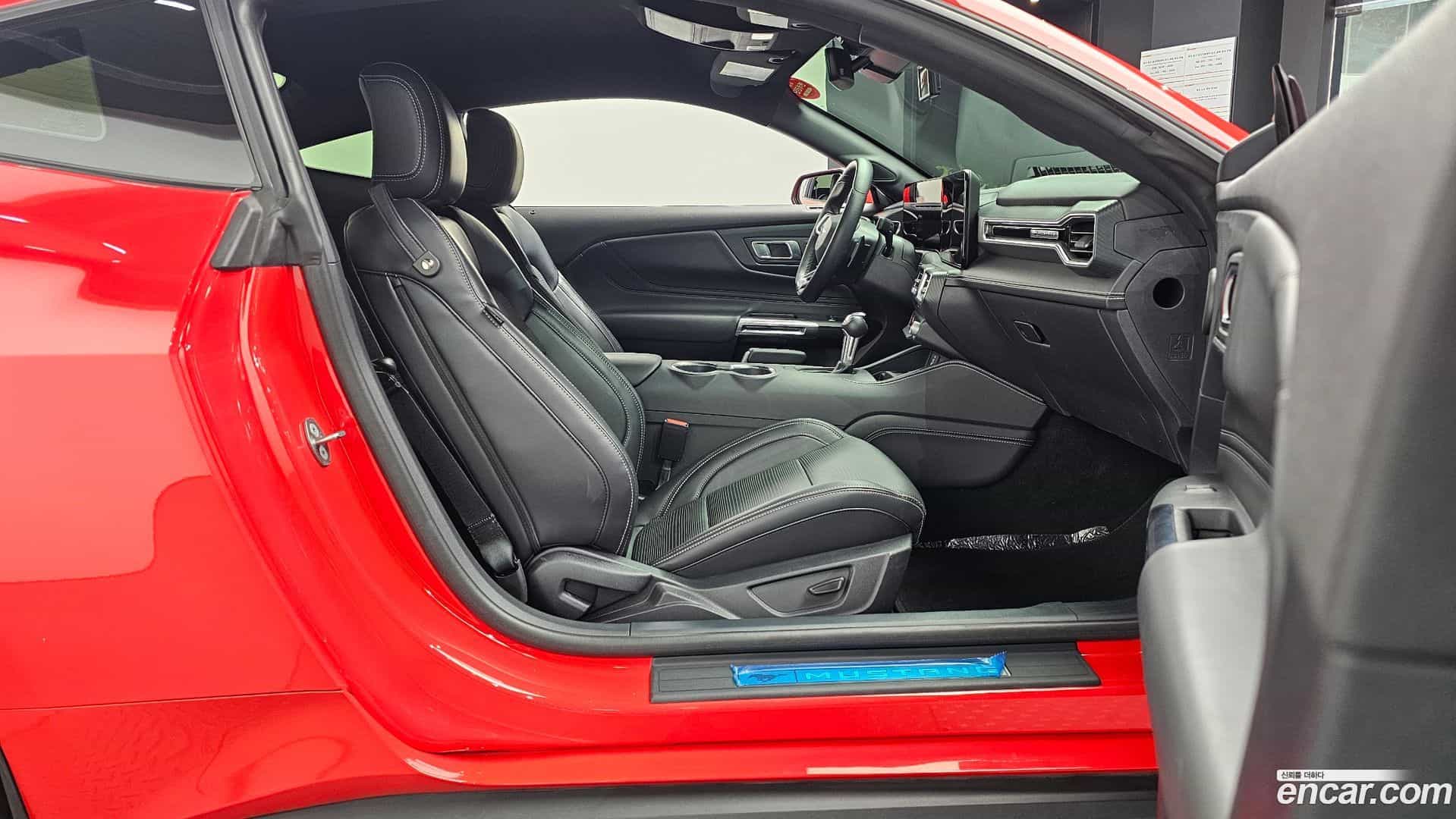 Mustang Ford 2024.1-INNER-010