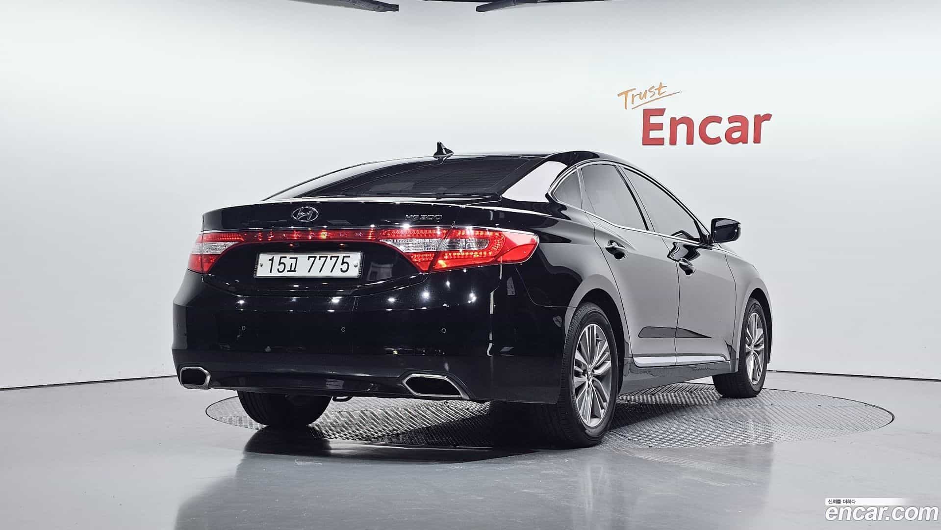 Grandeur Hyundai 2015.3-OUTER-002