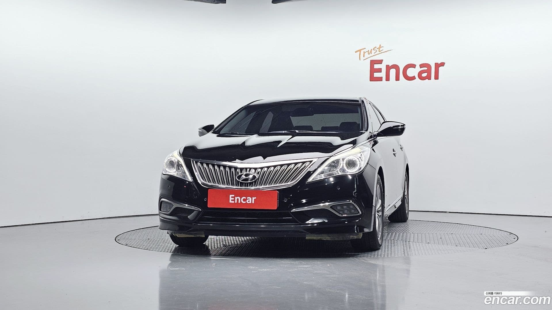 Main__Slider__Photo:Grandeur Hyundai 2015.3-2