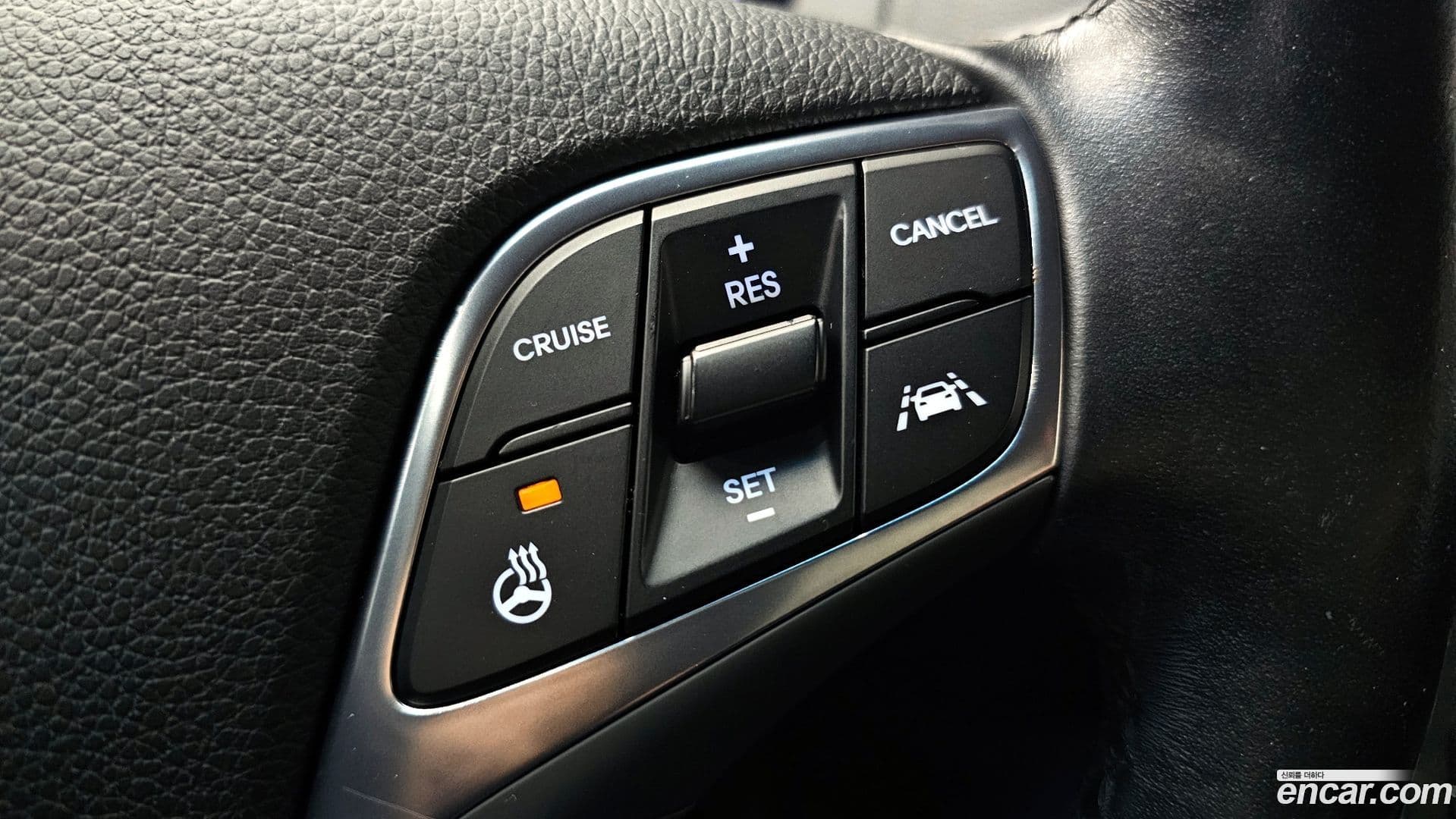 Main__Slider__Photo:Grandeur Hyundai 2015.3-12