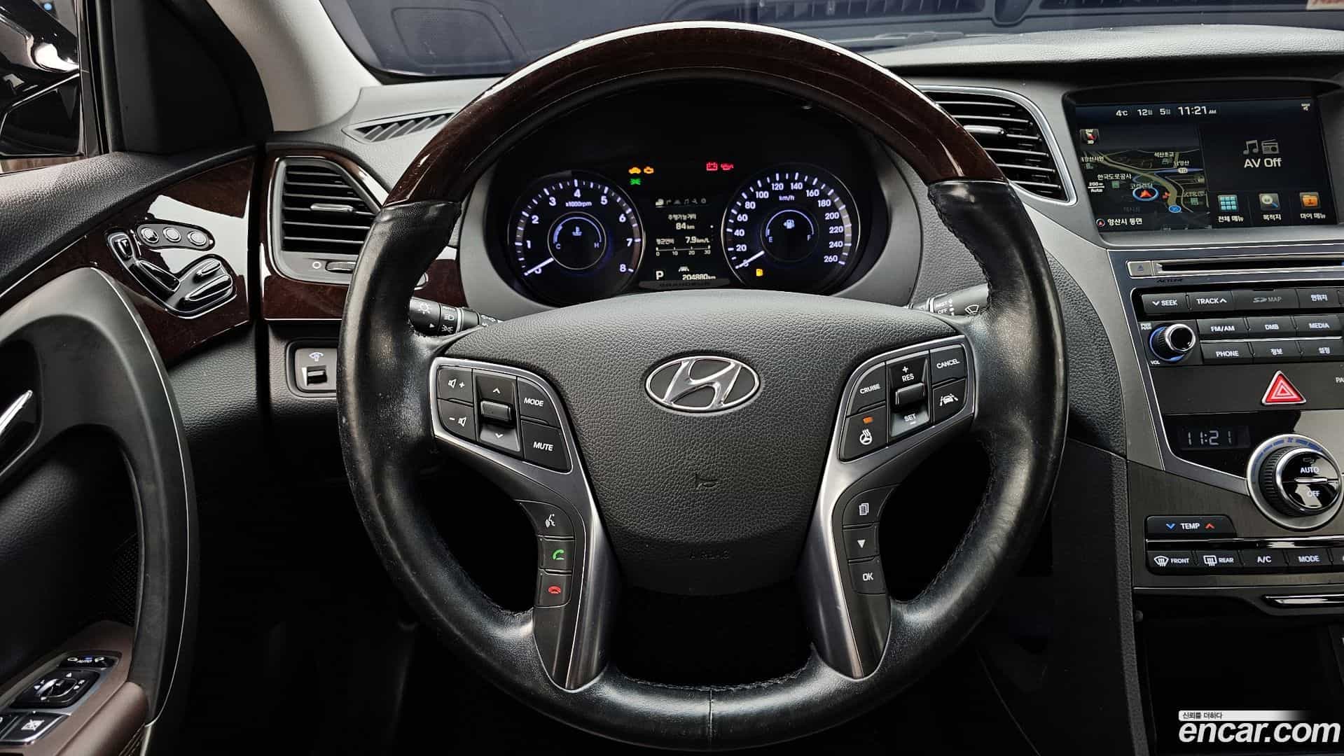 Grandeur Hyundai 2015.3-OPTION-018