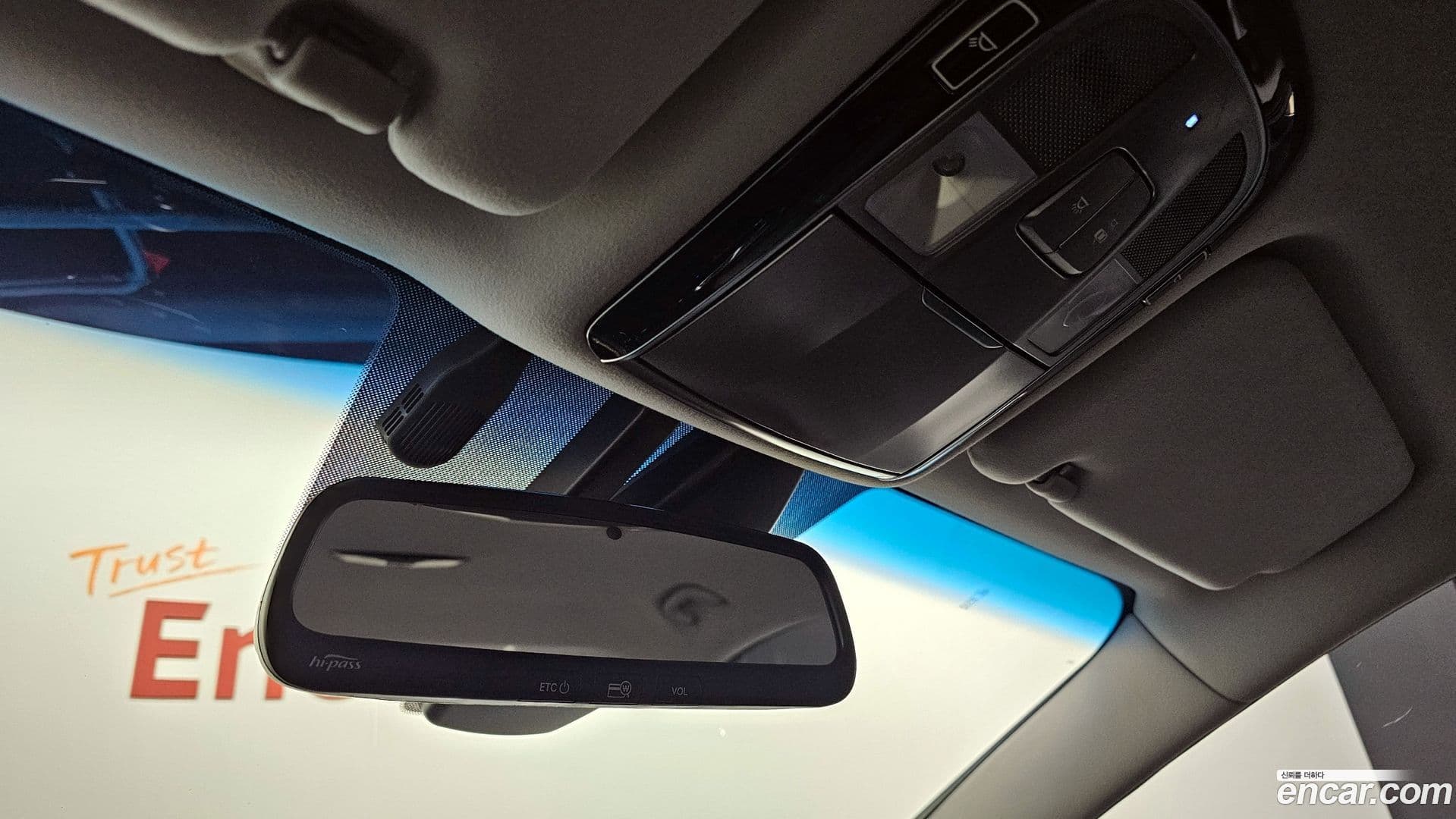 Main__Slider__Photo:Grandeur Hyundai 2015.3-18