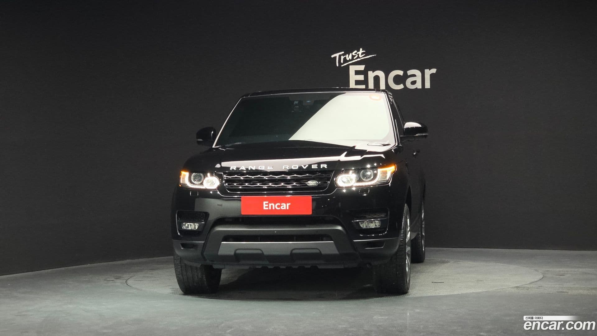 Main__Slider__Photo:Range Rover Sport Land Rover 2016.4-2