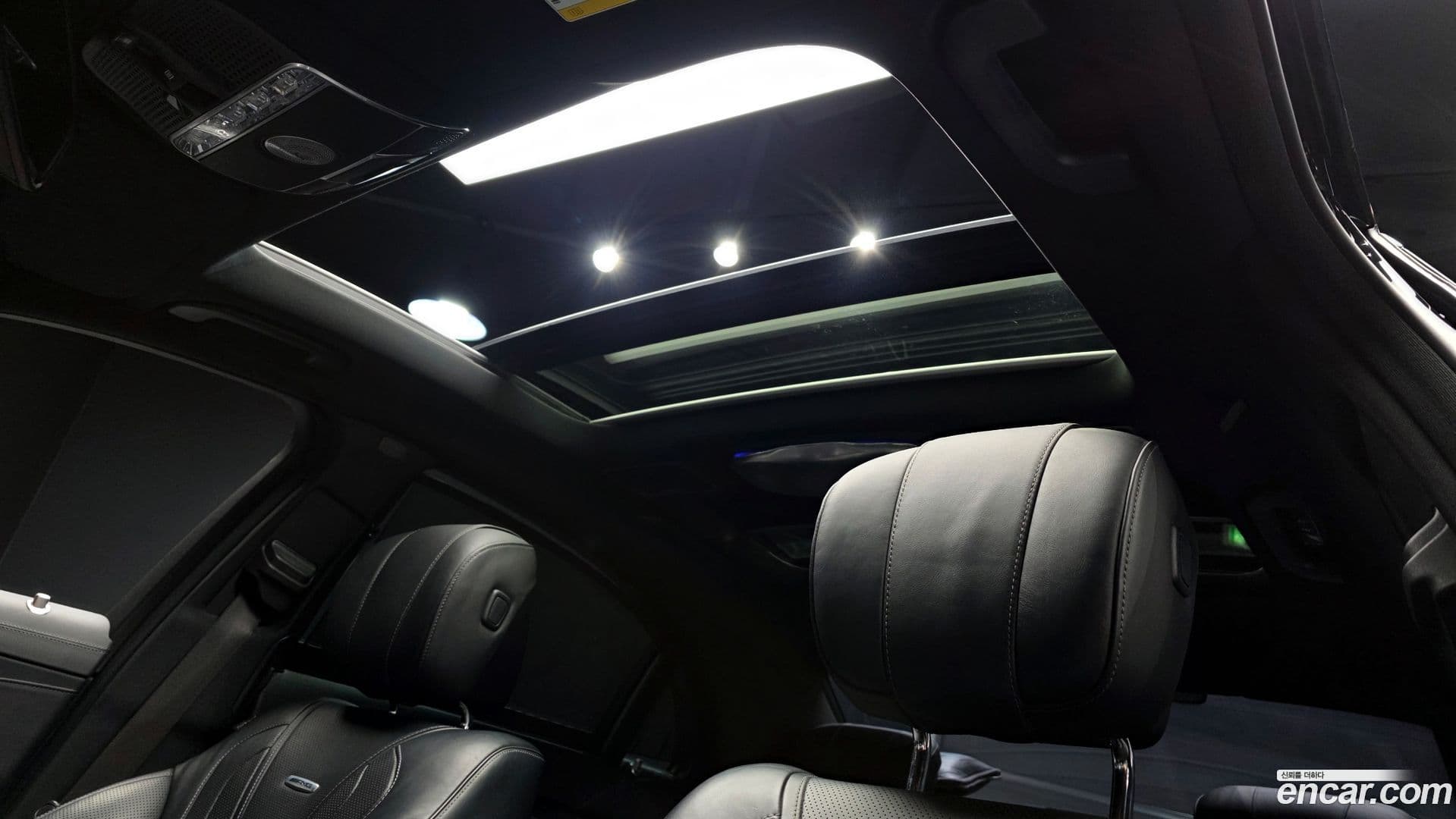 Main__Slider__Photo:S-Class Mercedes-Benz 2017.0-18