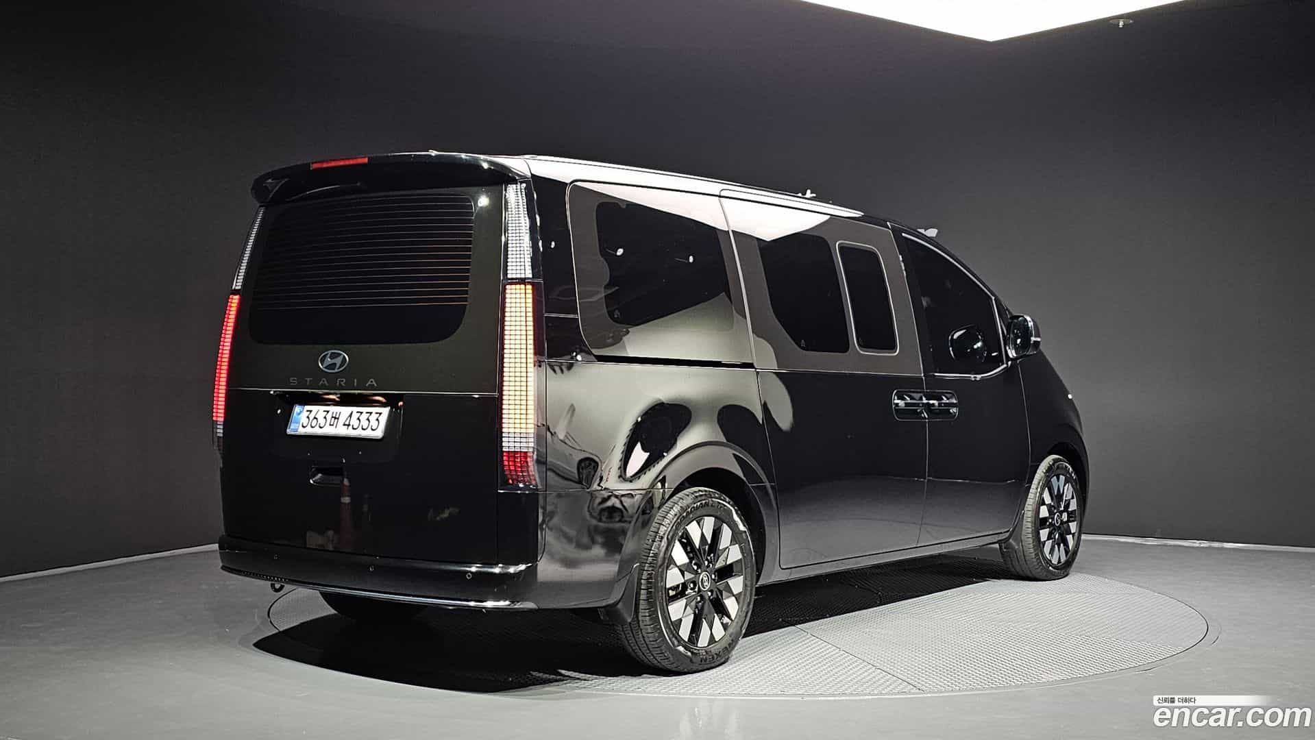 Staria Hyundai 2024.8-OUTER-002