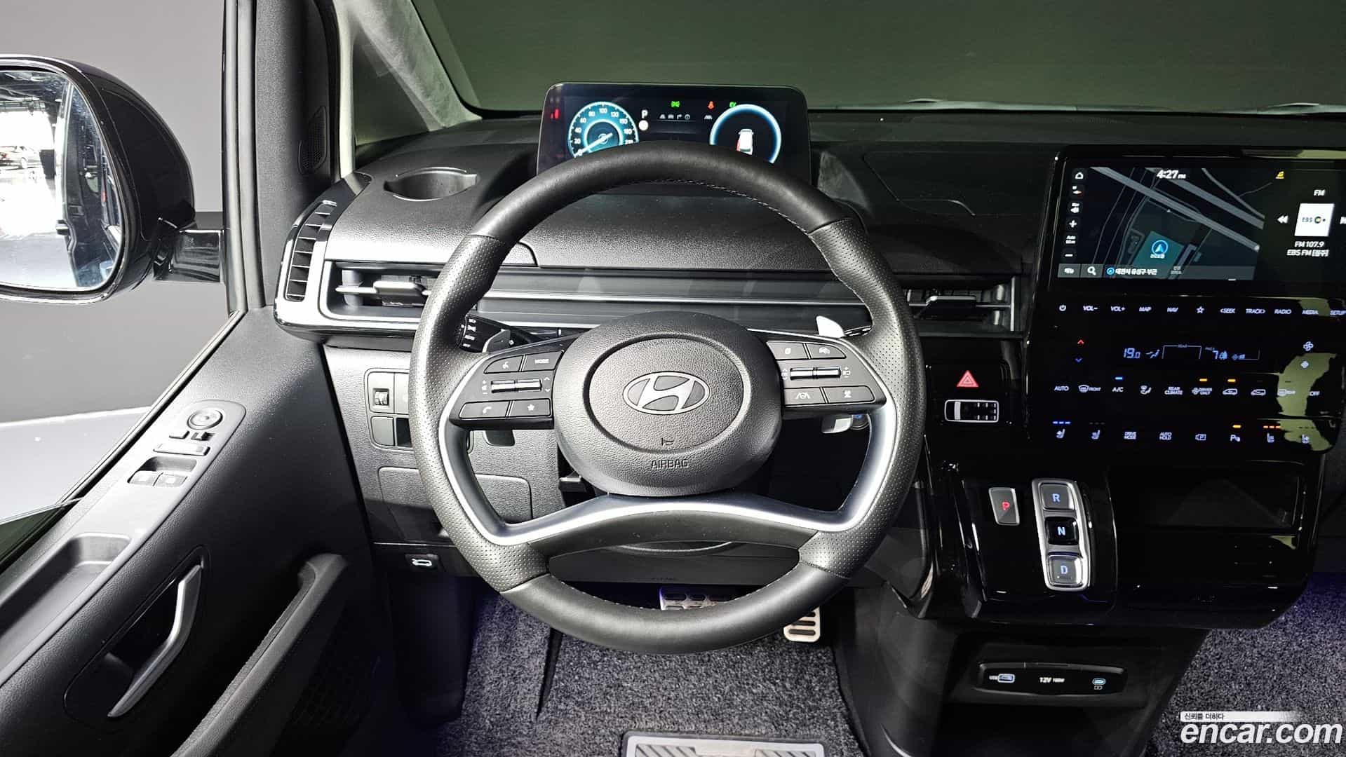 Staria Hyundai 2024.8-OPTION-018