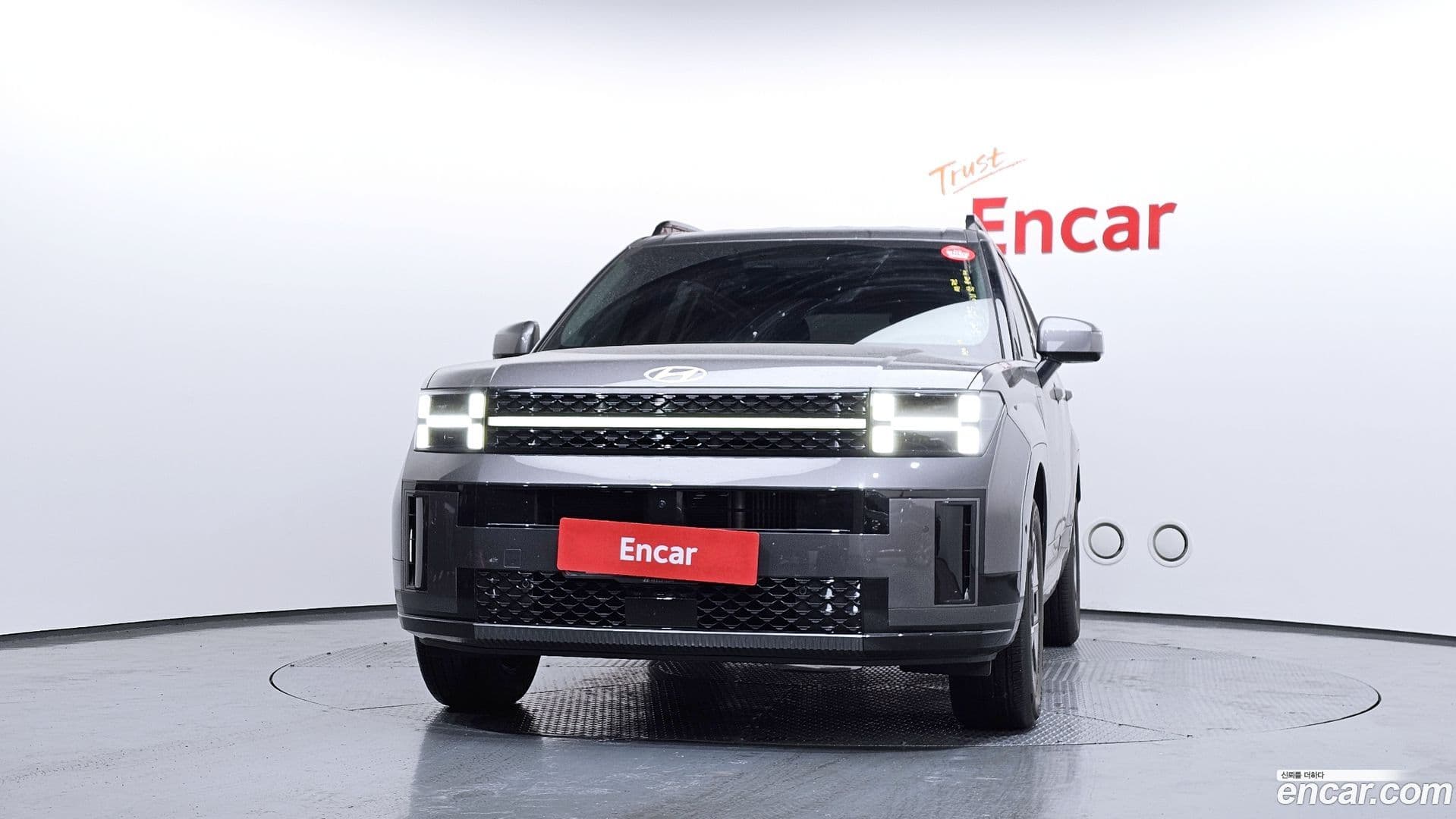 Main__Slider__Photo:Santafe Hyundai 2023.10-2