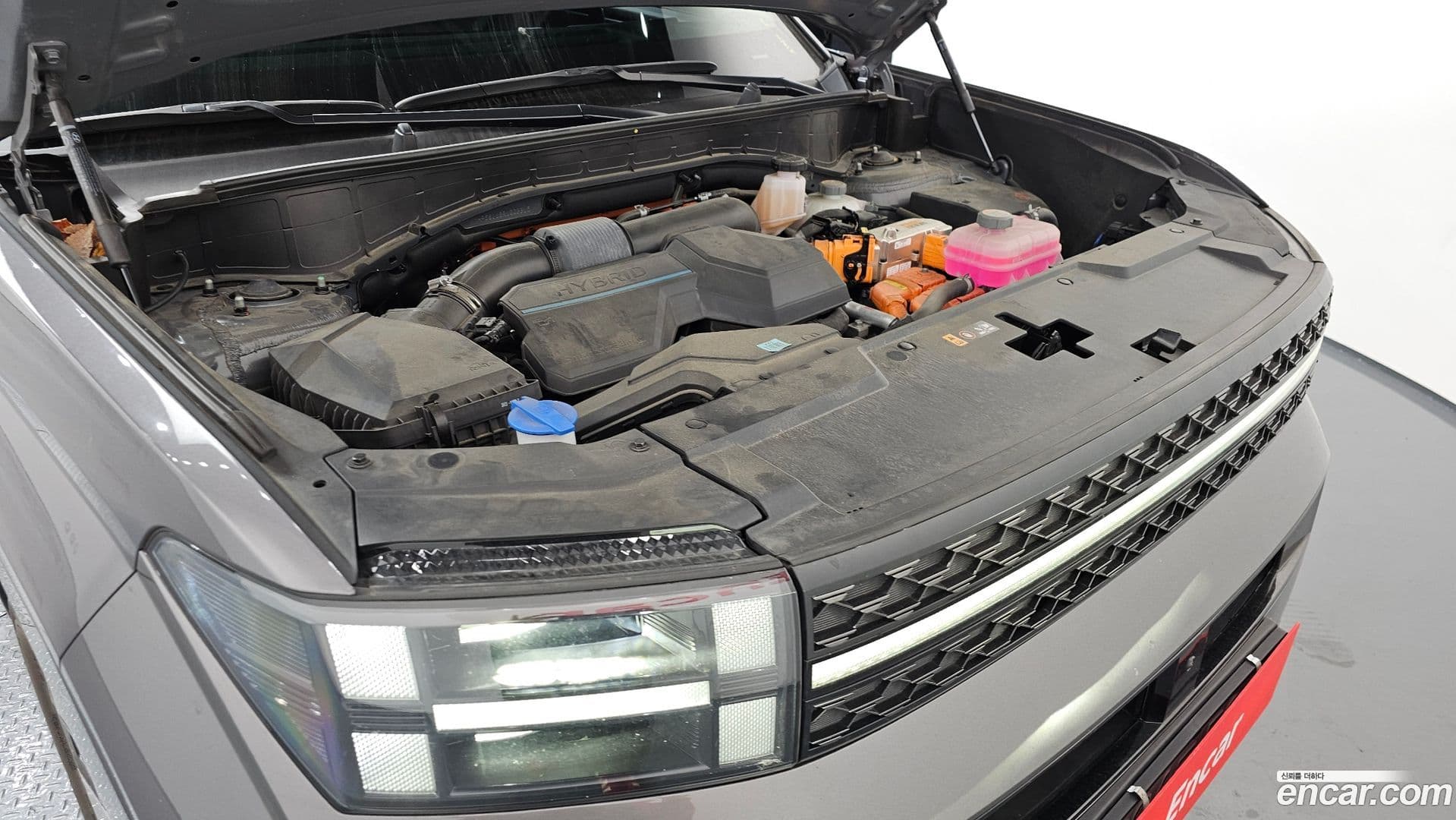 Main__Slider__Photo:Santafe Hyundai 2023.10-5