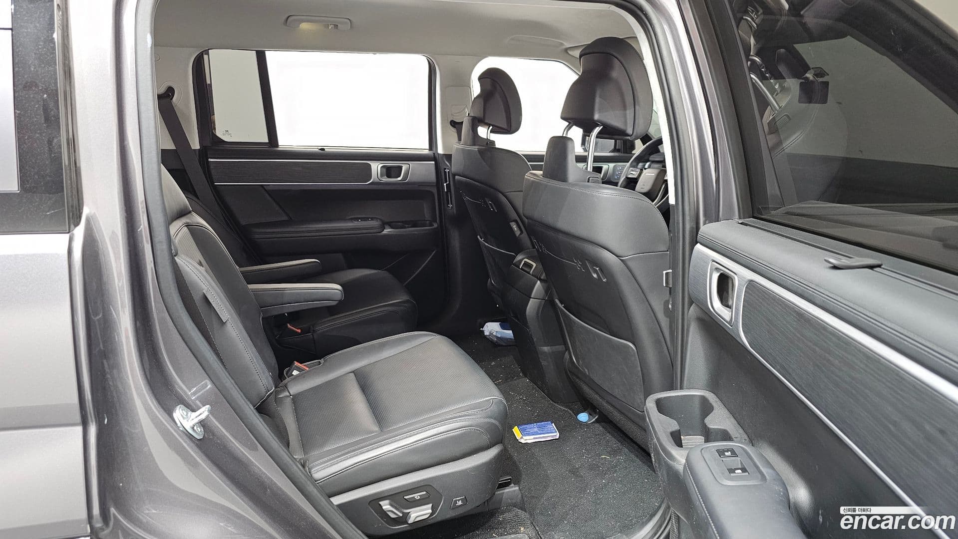 Main__Slider__Photo:Santafe Hyundai 2023.10-11