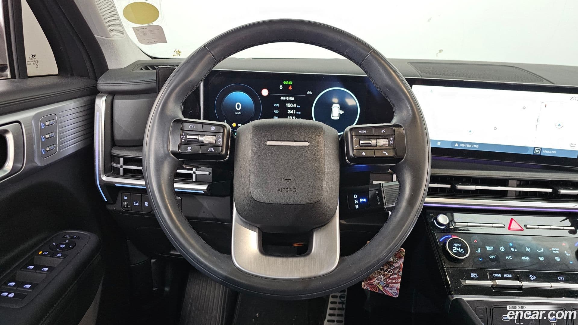 Main__Slider__Photo:Santafe Hyundai 2023.10-12