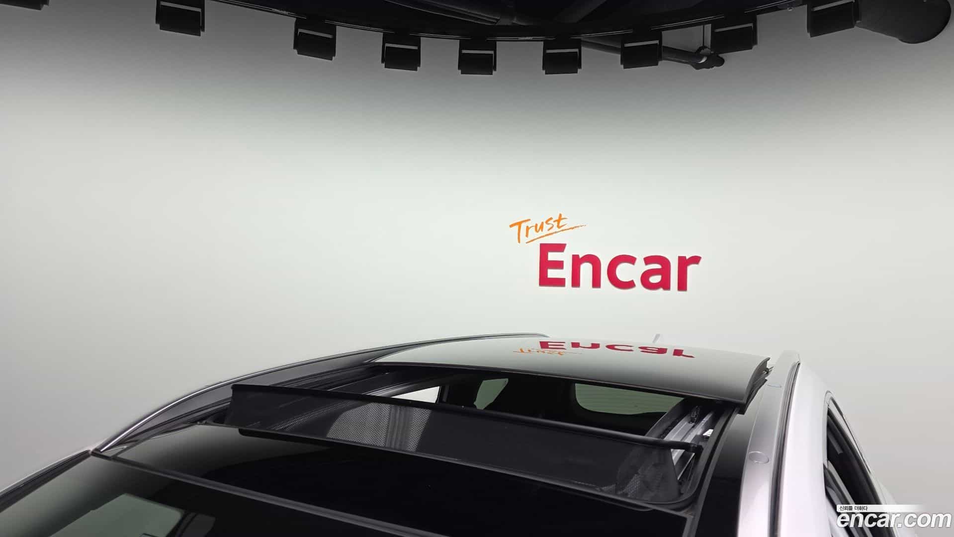 Santafe Hyundai 2020.6-OPTION-024