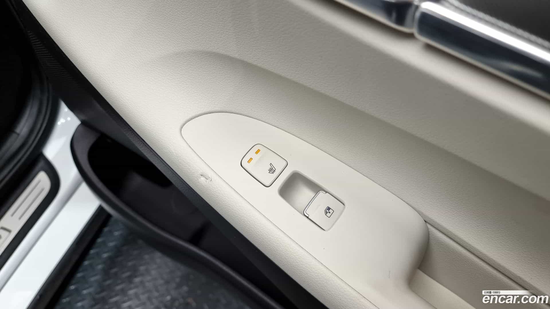 Grandeur Hyundai 2021.9-OPTION-023