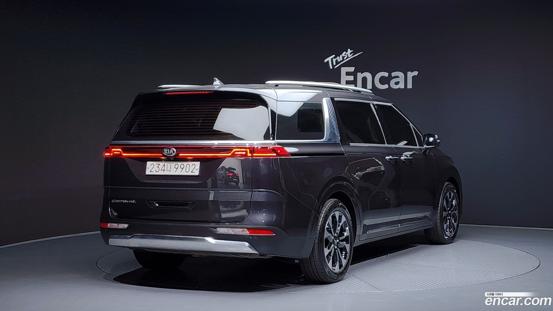 Main__Slider__Photo:Canival Kia 2020.11-1