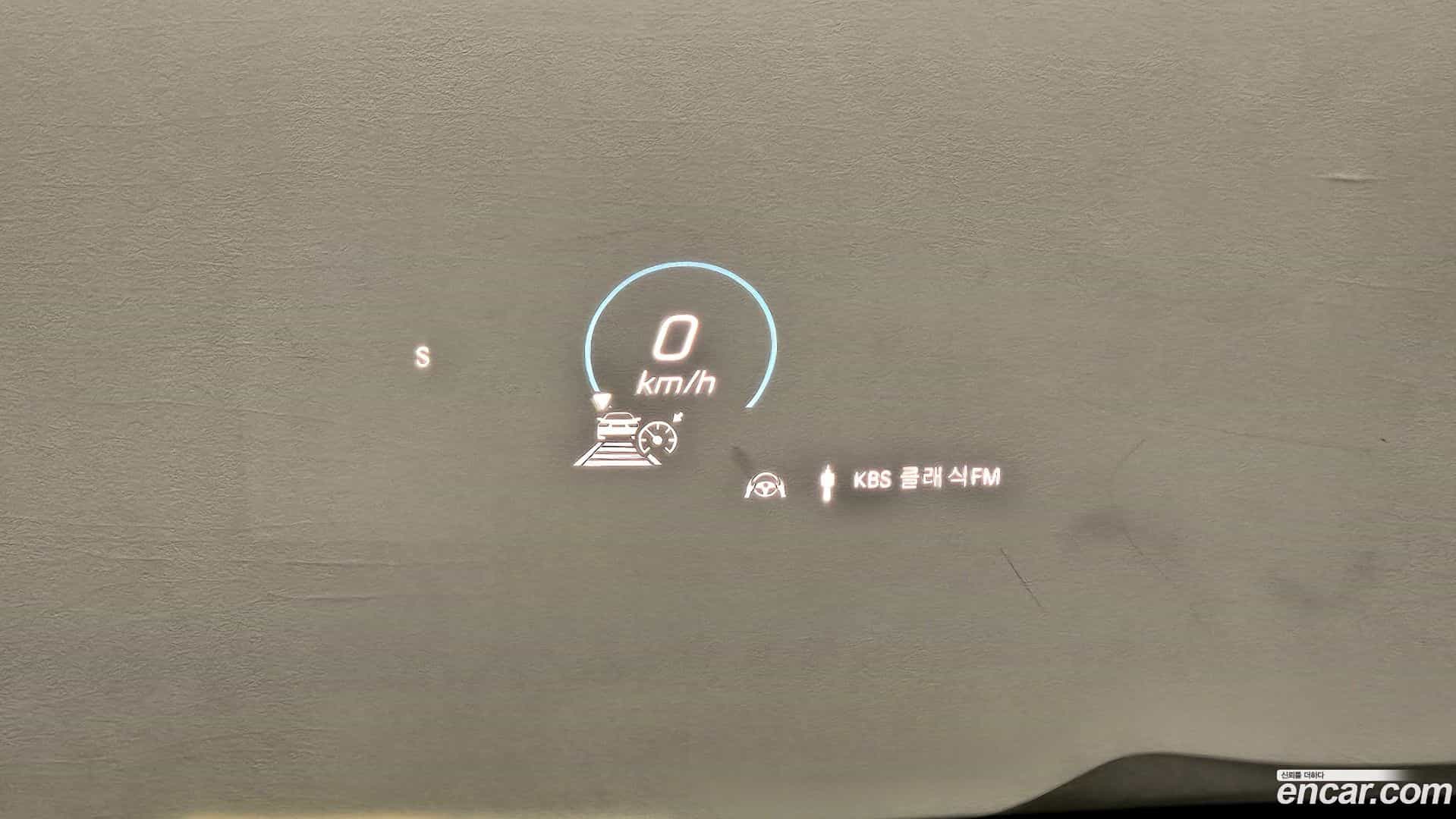 GLE-Class Mercedes-Benz 2021.1-OPTION-018