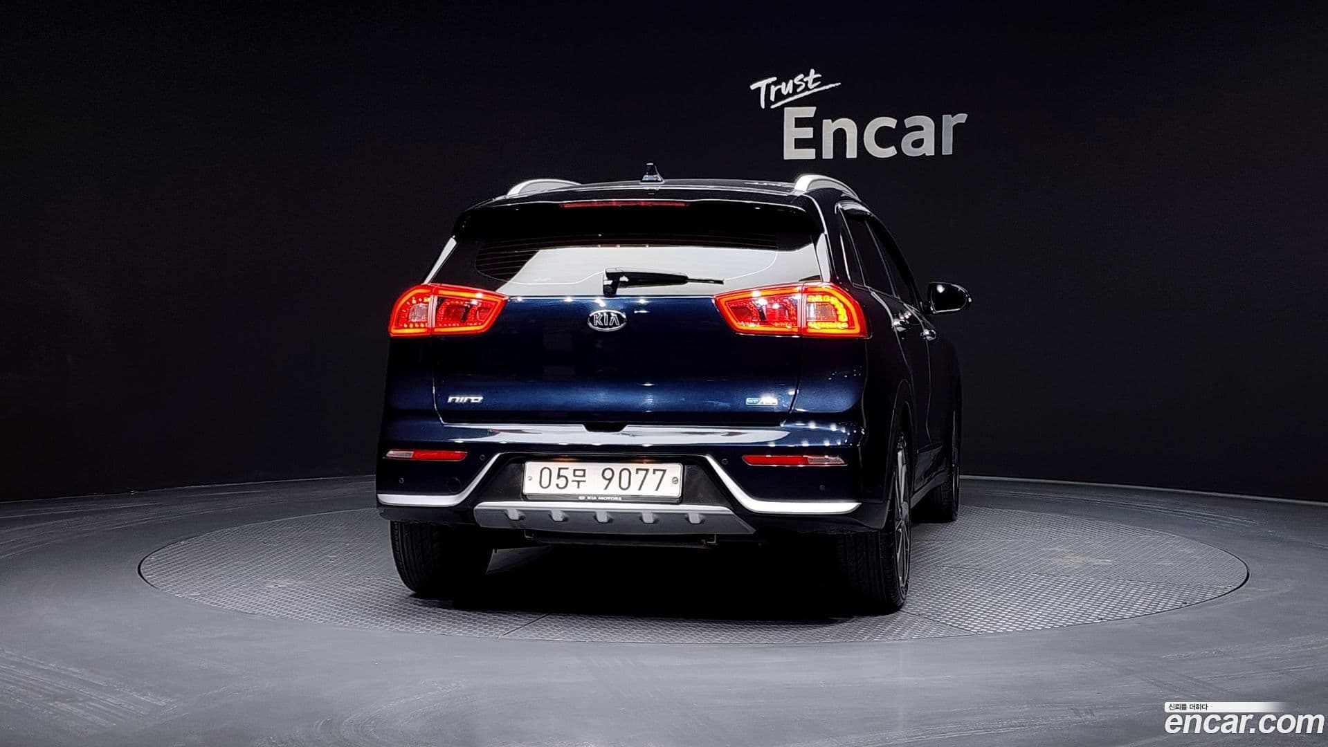 Main__Slider__Photo:Niro Kia 2017.6-3