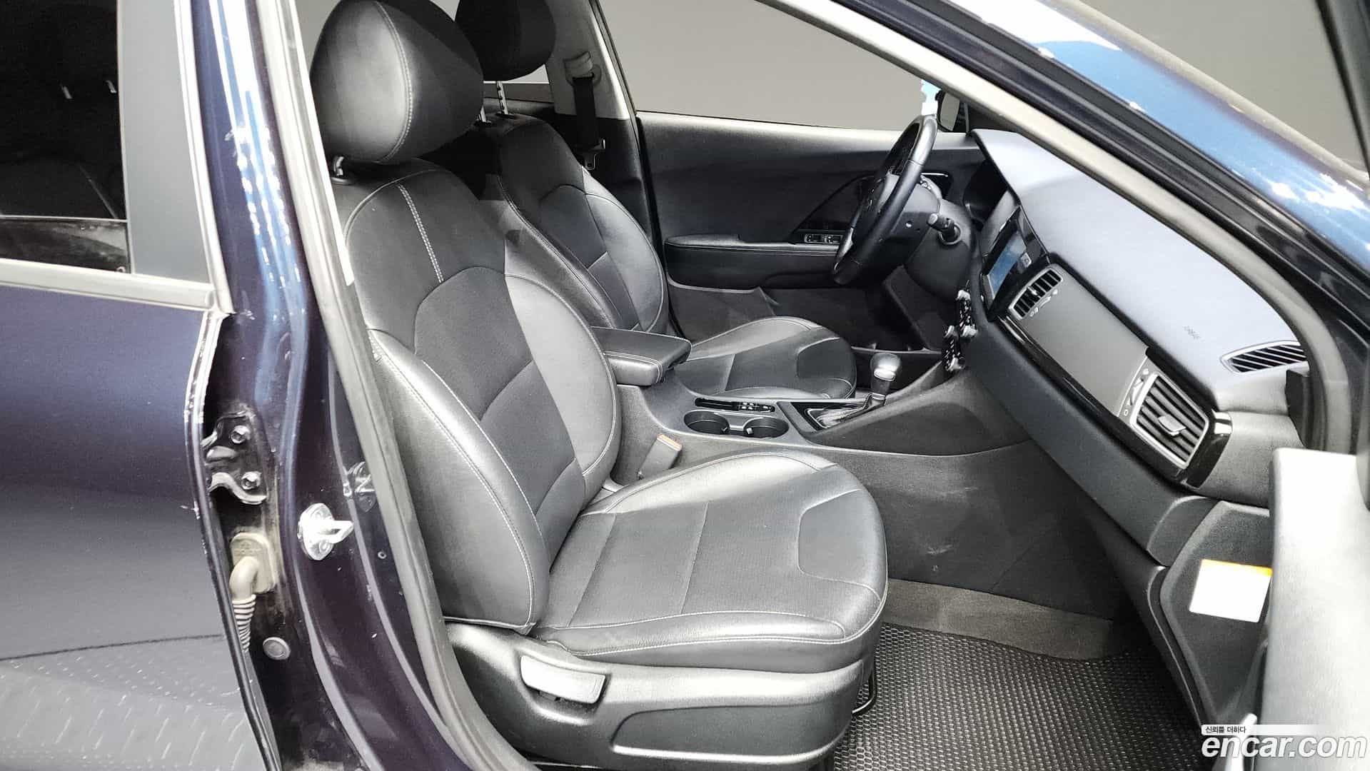 Niro Kia 2017.6-OPTION-015