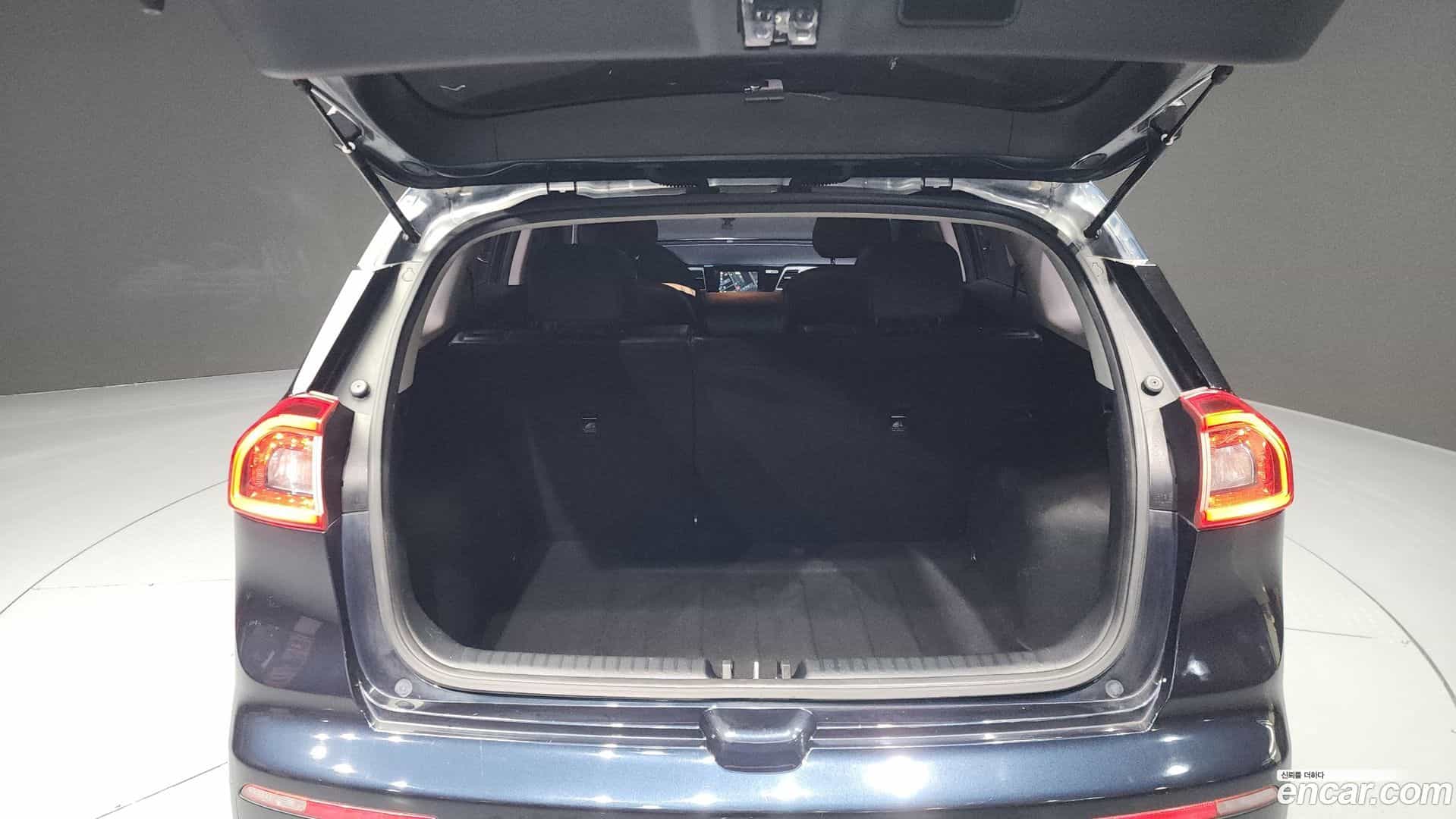 Niro Kia 2017.6-OPTION-024