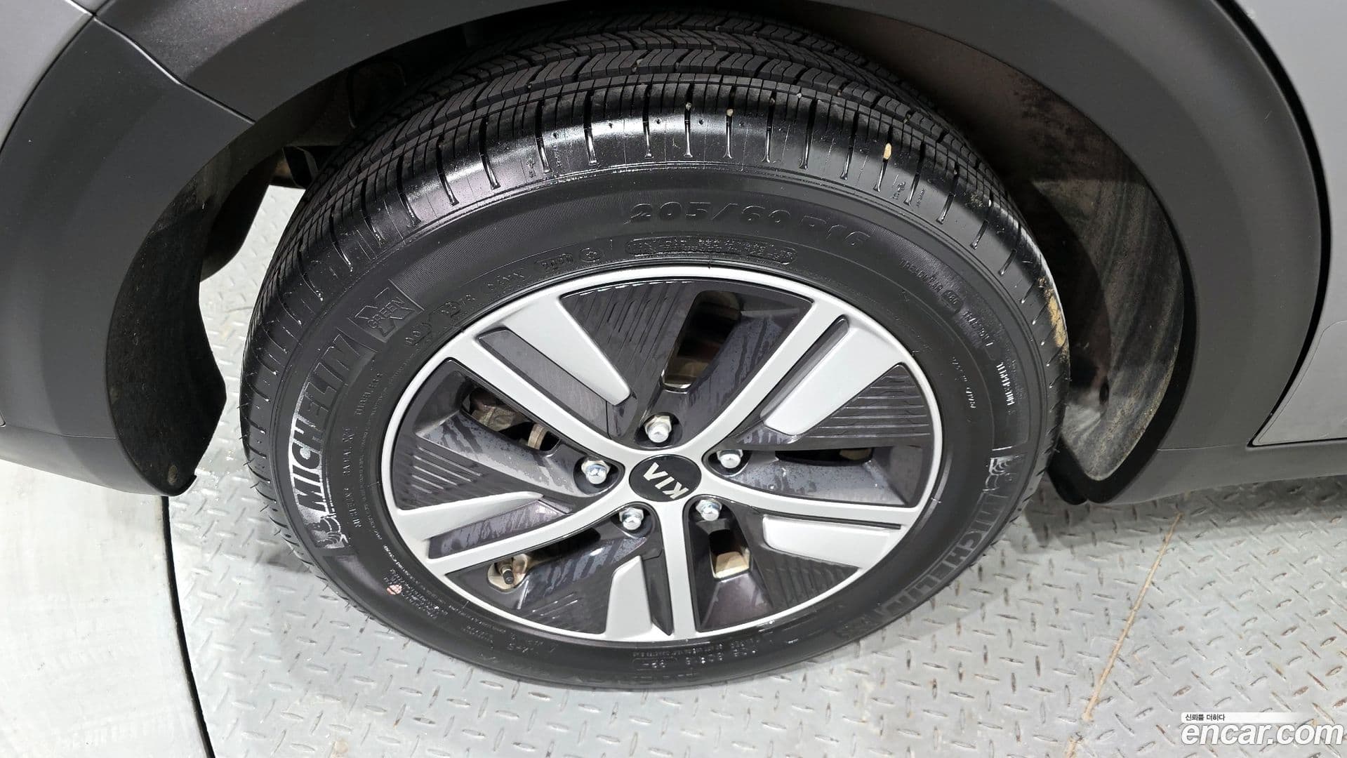 Main__Slider__Photo:Niro Kia 2020.8-4