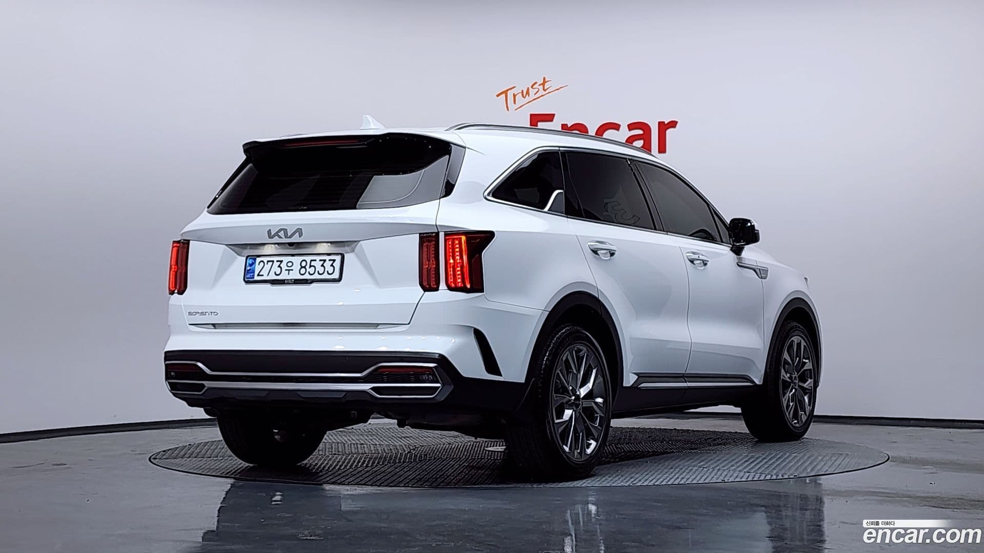 Main__Slider__Photo:Sorento Kia 2023.6-1