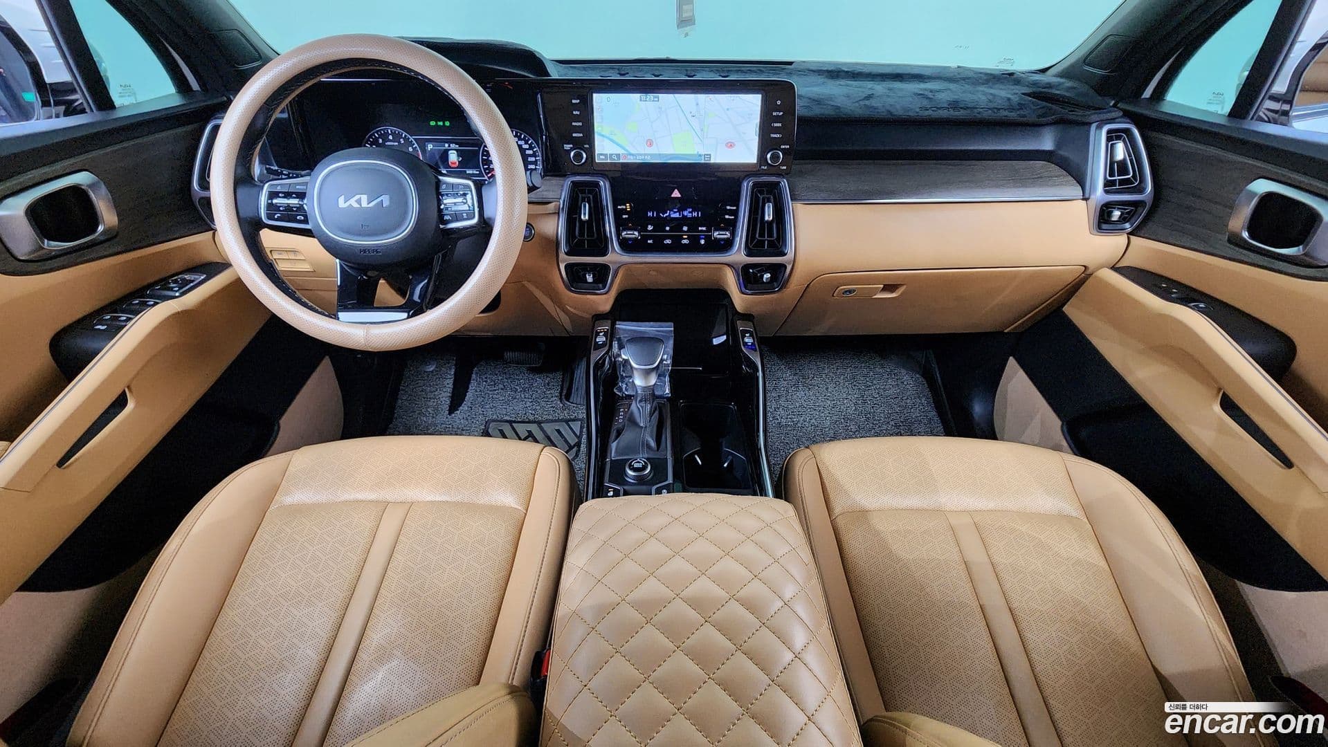 Main__Slider__Photo:Sorento Kia 2023.6-6