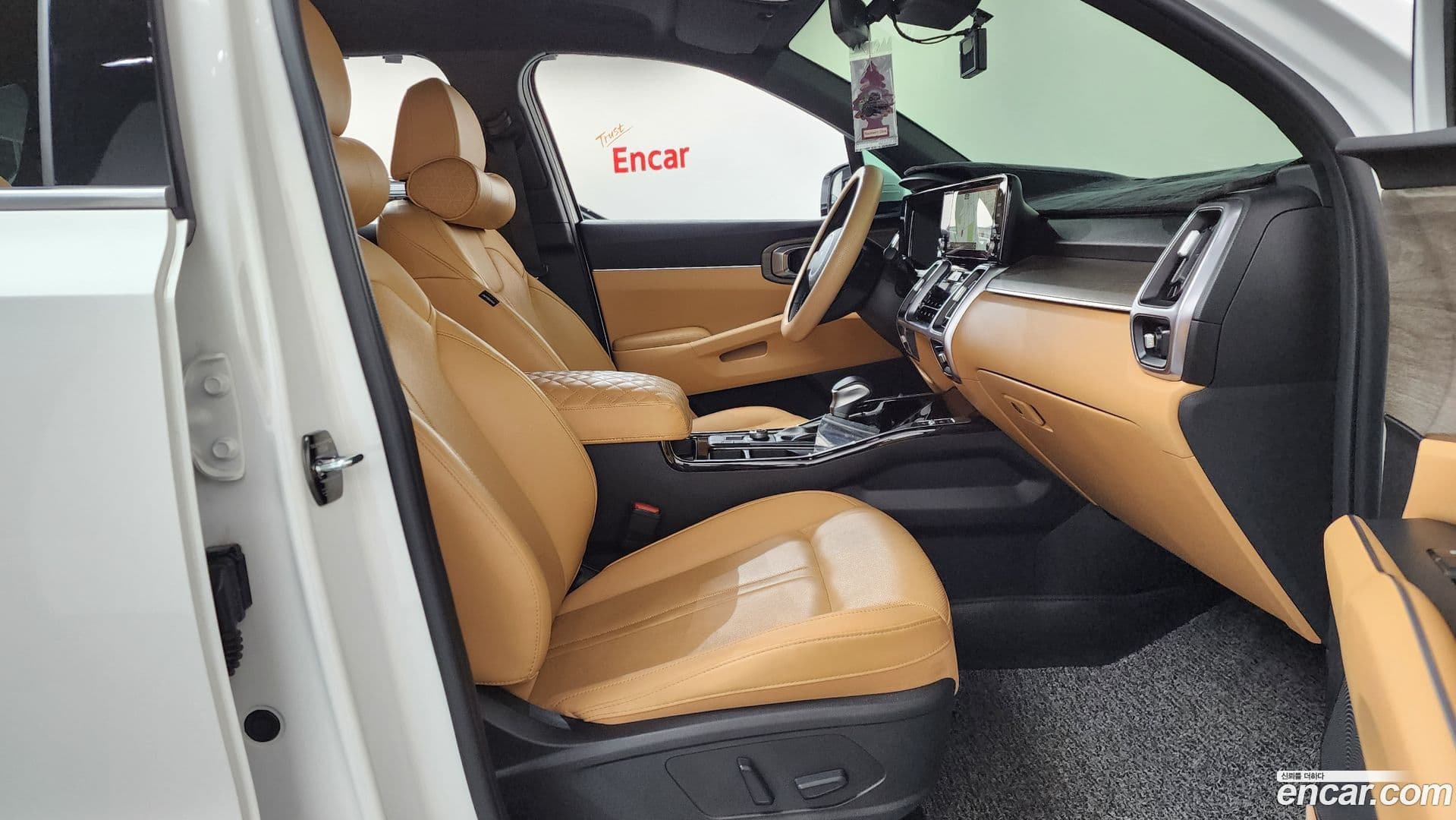 Main__Slider__Photo:Sorento Kia 2023.6-10