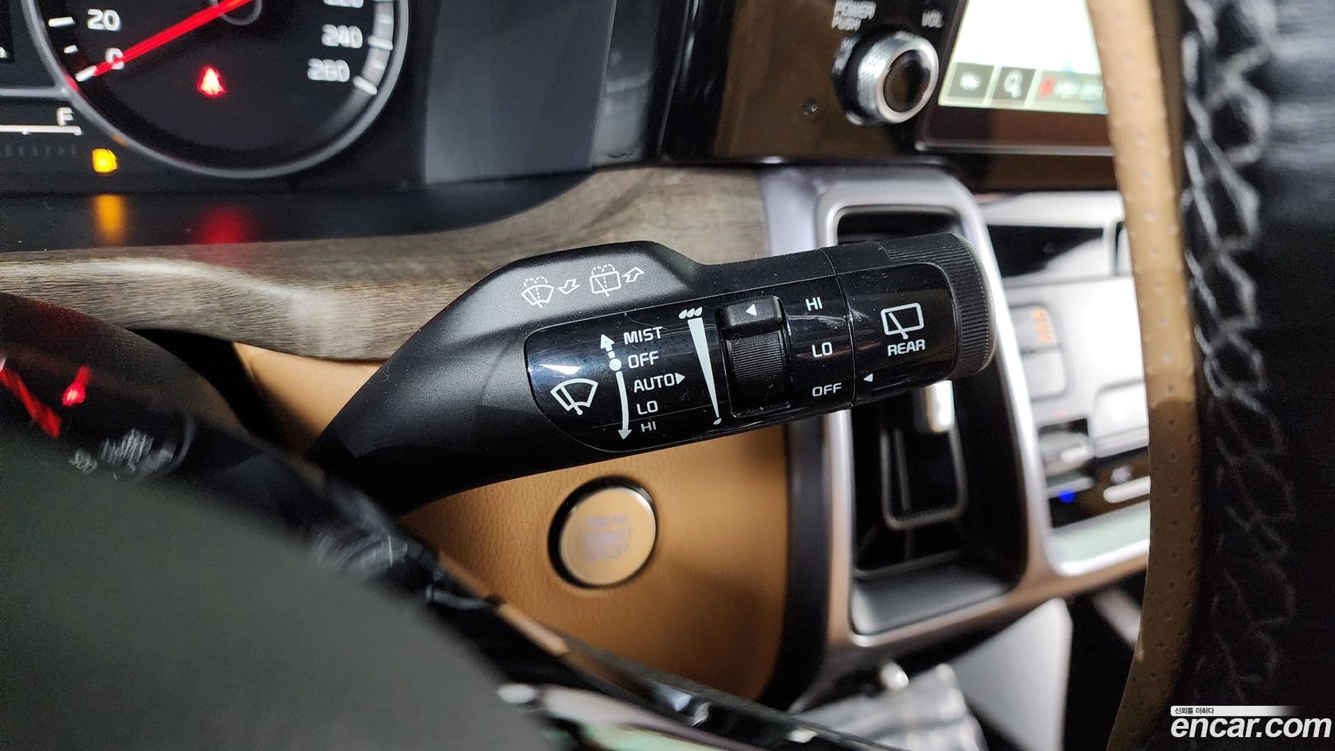 Main__Slider__Photo:Sorento Kia 2023.6-13