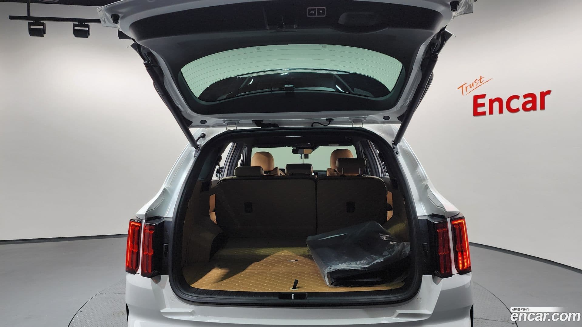 Main__Slider__Photo:Sorento Kia 2023.6-19