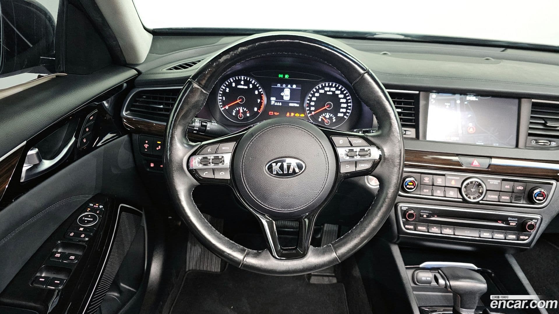 Main__Slider__Photo:K7 Kia 2018.1-12