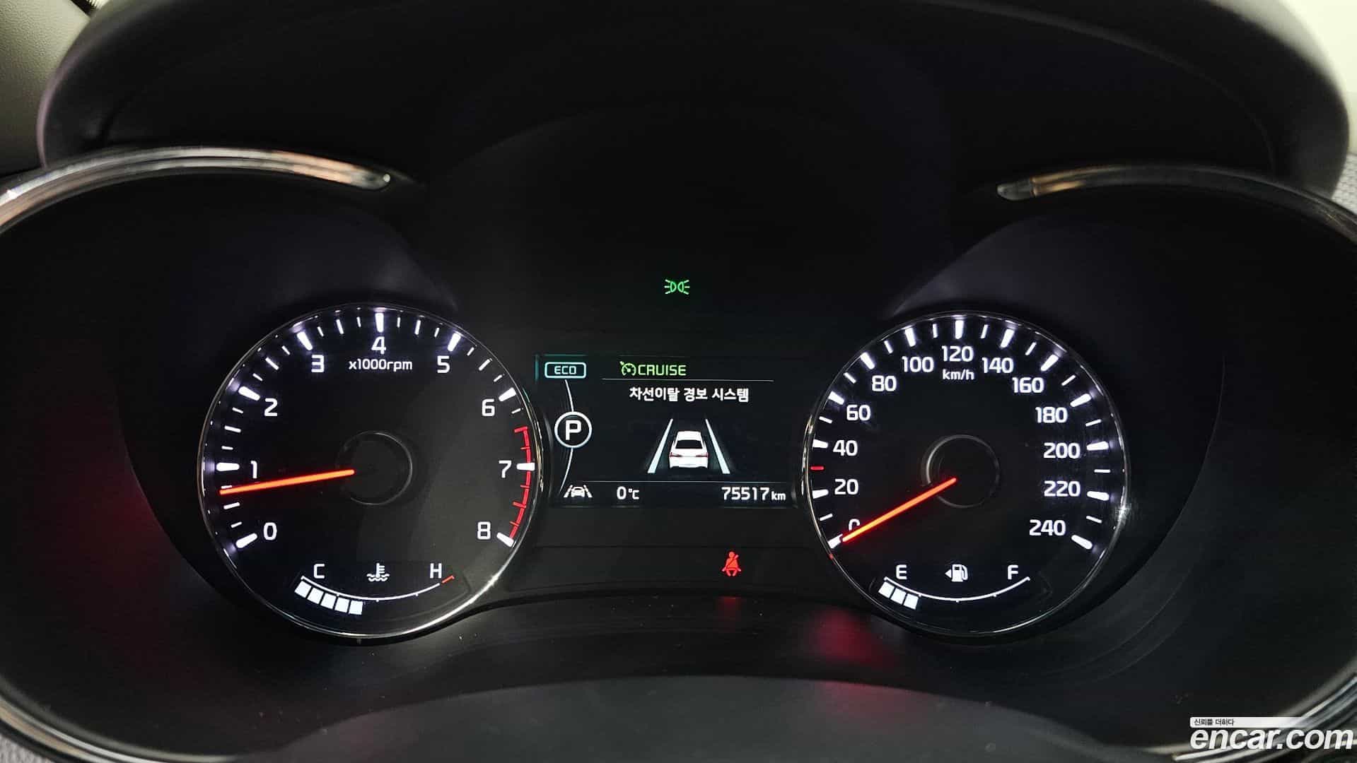 K3 Kia 2016.10-INNER-008