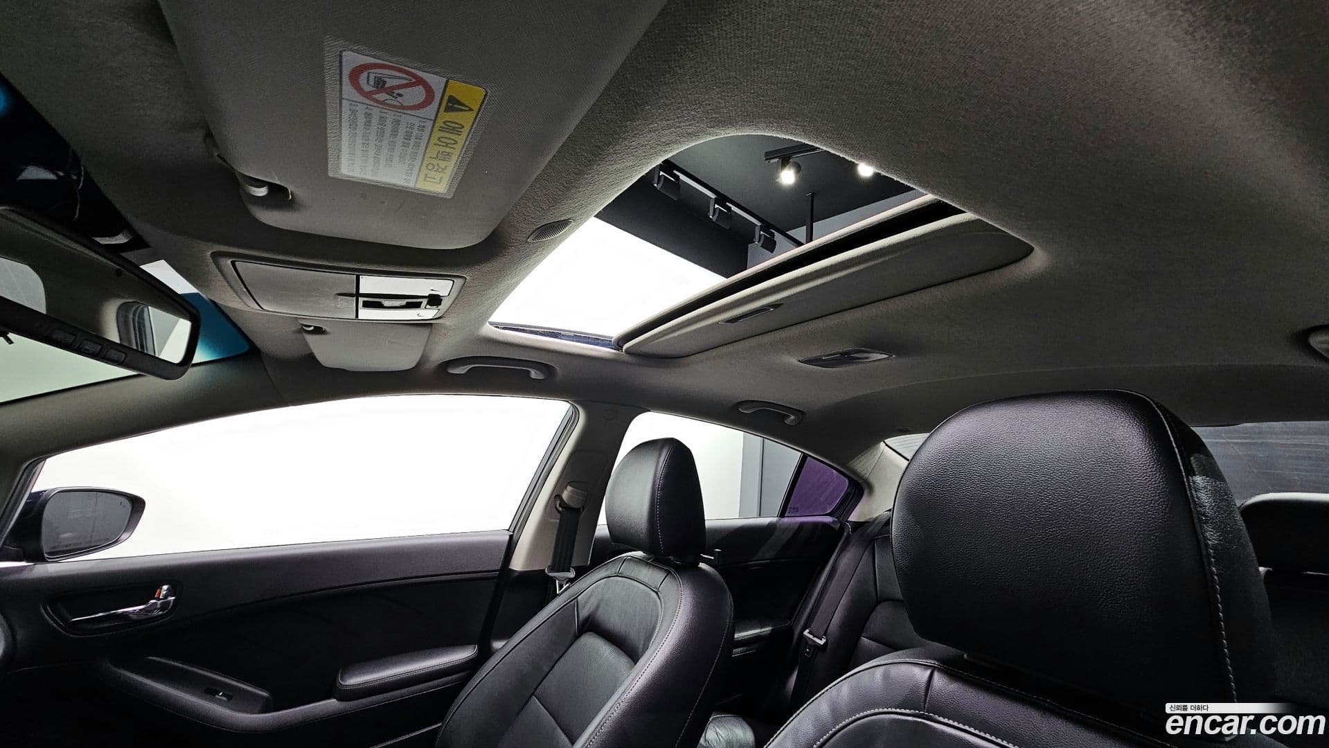 Main__Slider__Photo:K3 Kia 2016.10-17