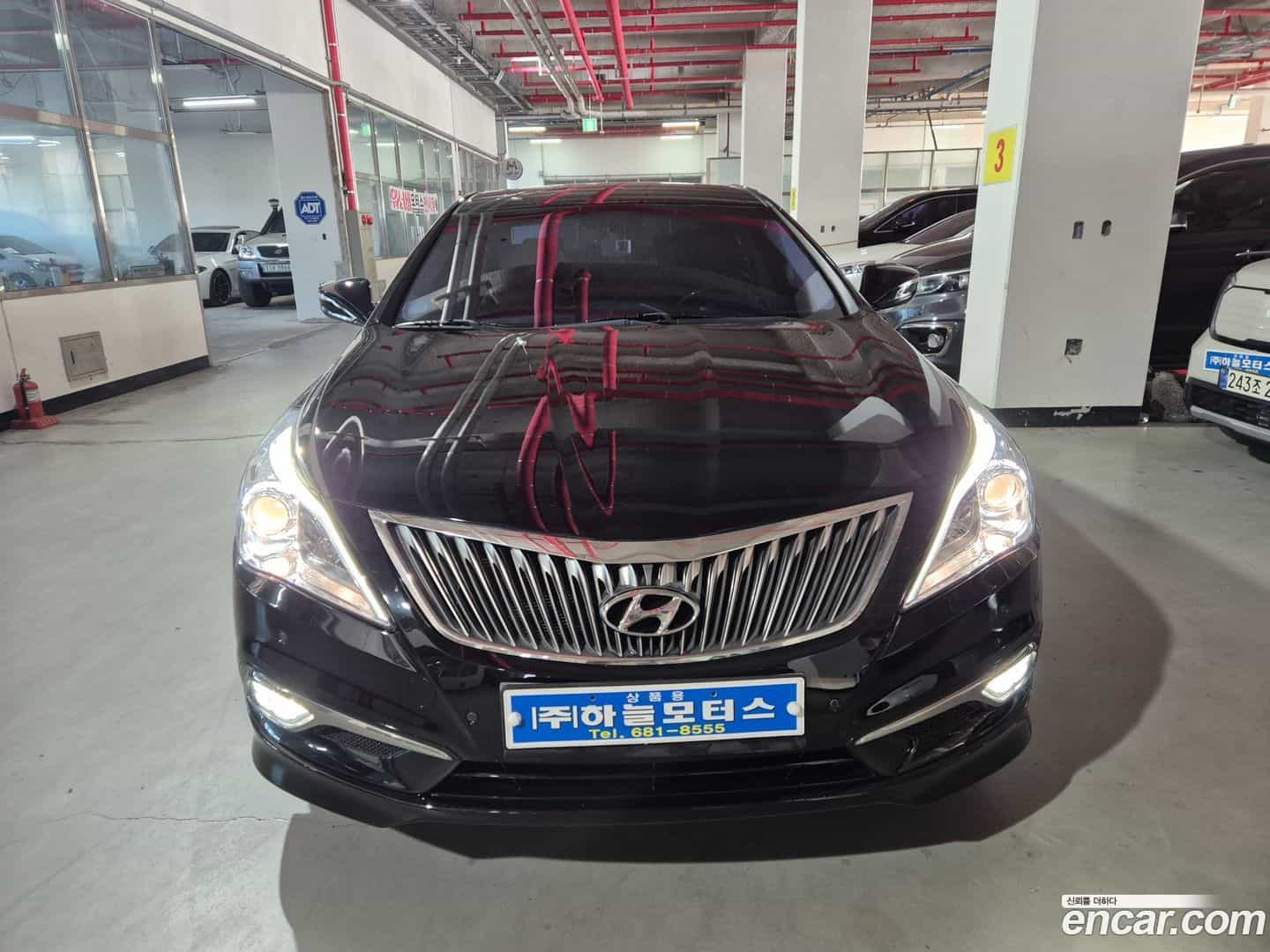 Grandeur Hyundai 2015.1-OUTER-003