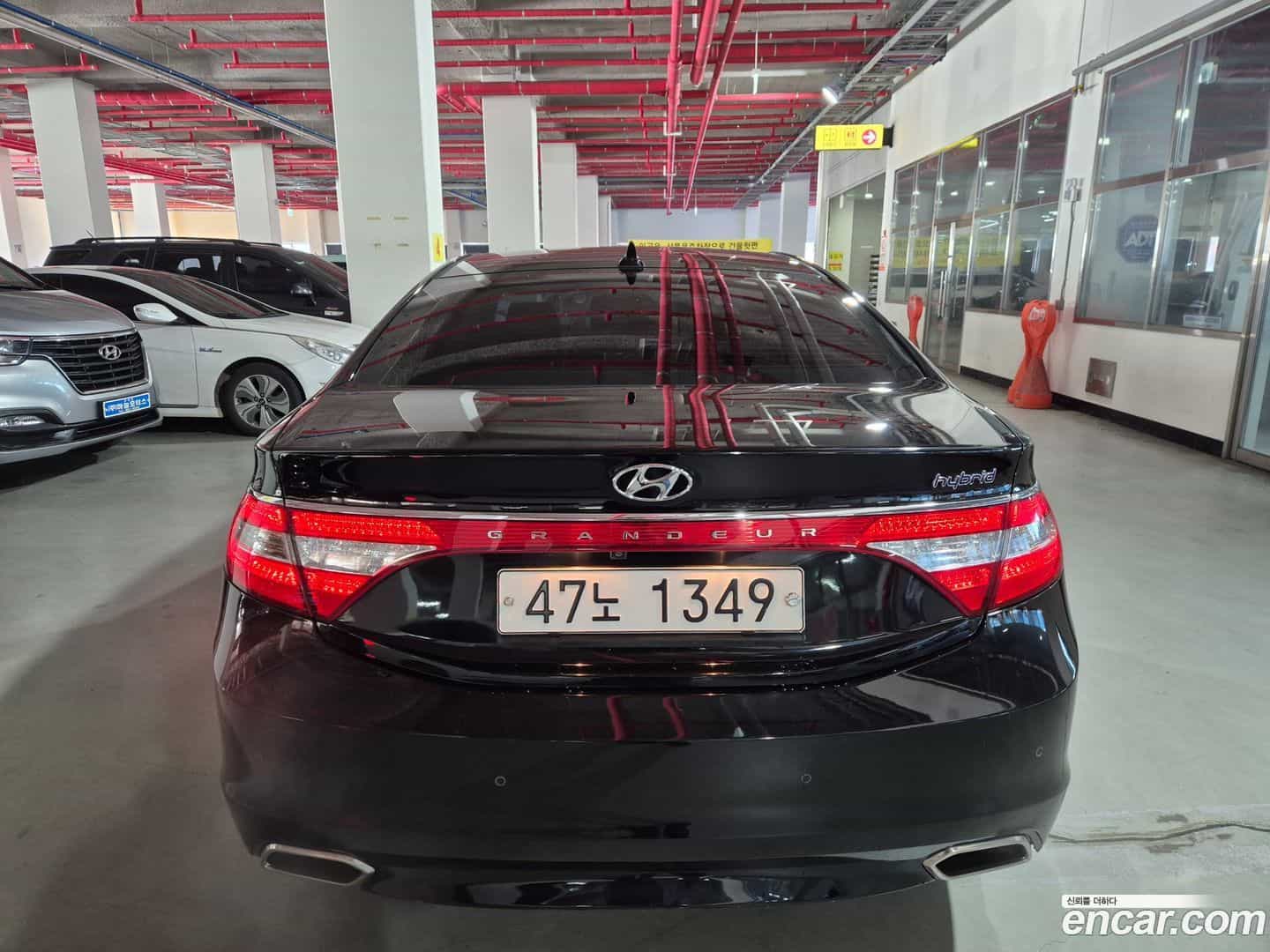 Grandeur Hyundai 2015.1-OUTER-004