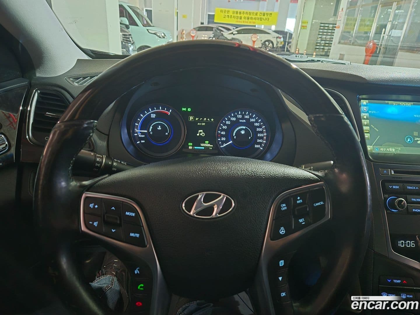 Main__Slider__Photo:Grandeur Hyundai 2015.1-12