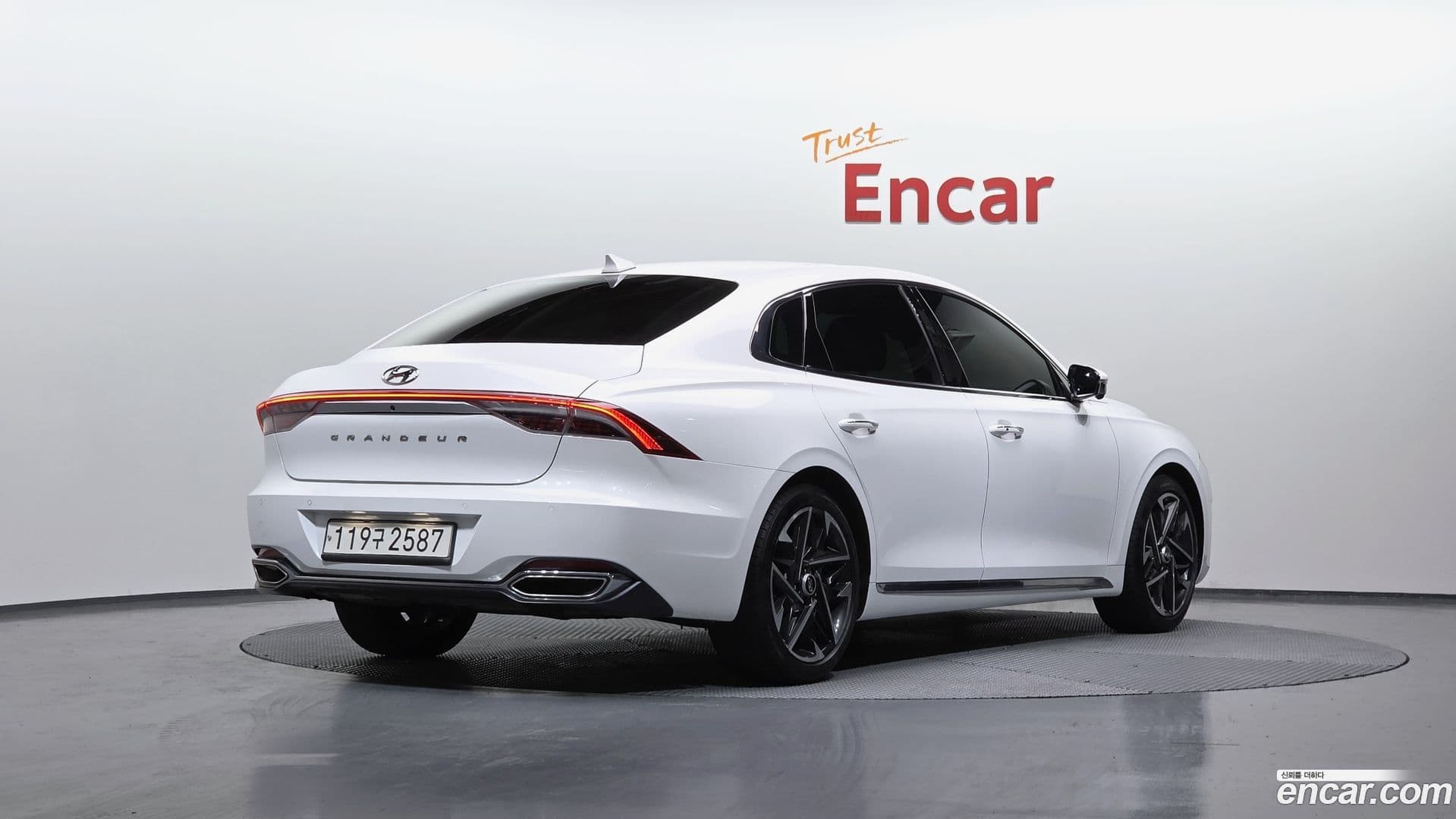 Main__Slider__Photo:Grandeur Hyundai 2020.7-1