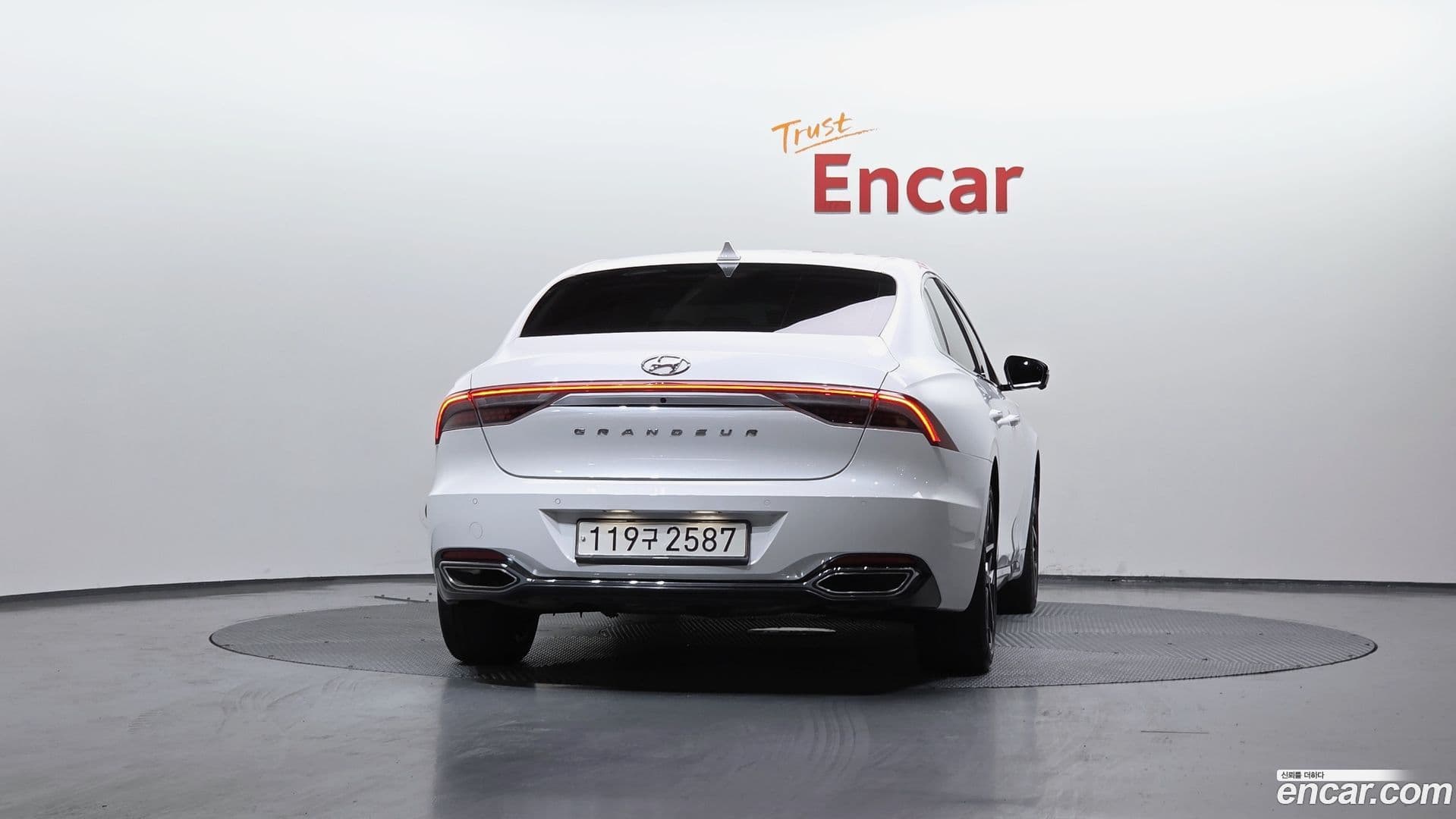 Main__Slider__Photo:Grandeur Hyundai 2020.7-3