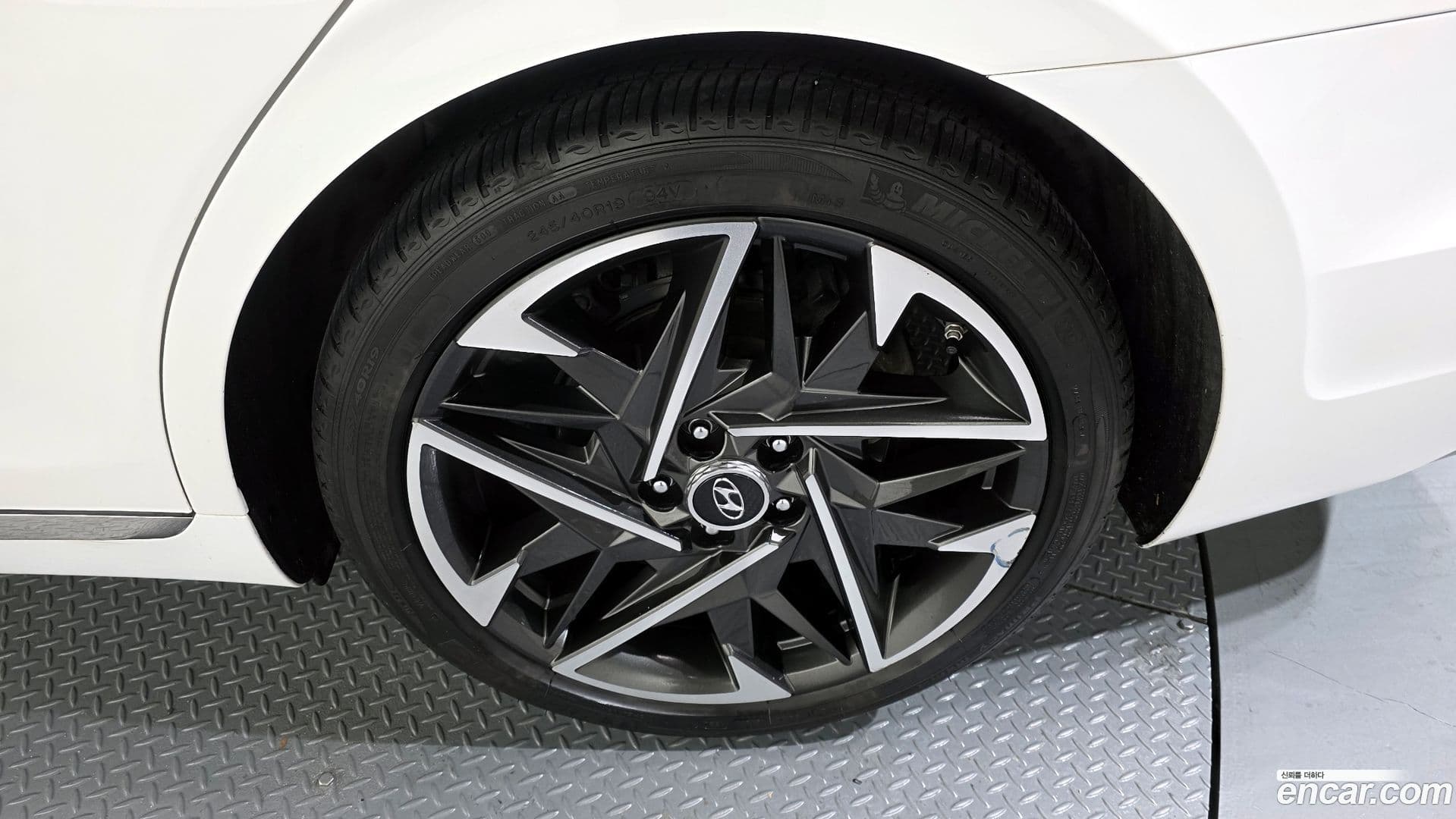 Main__Slider__Photo:Grandeur Hyundai 2020.7-4