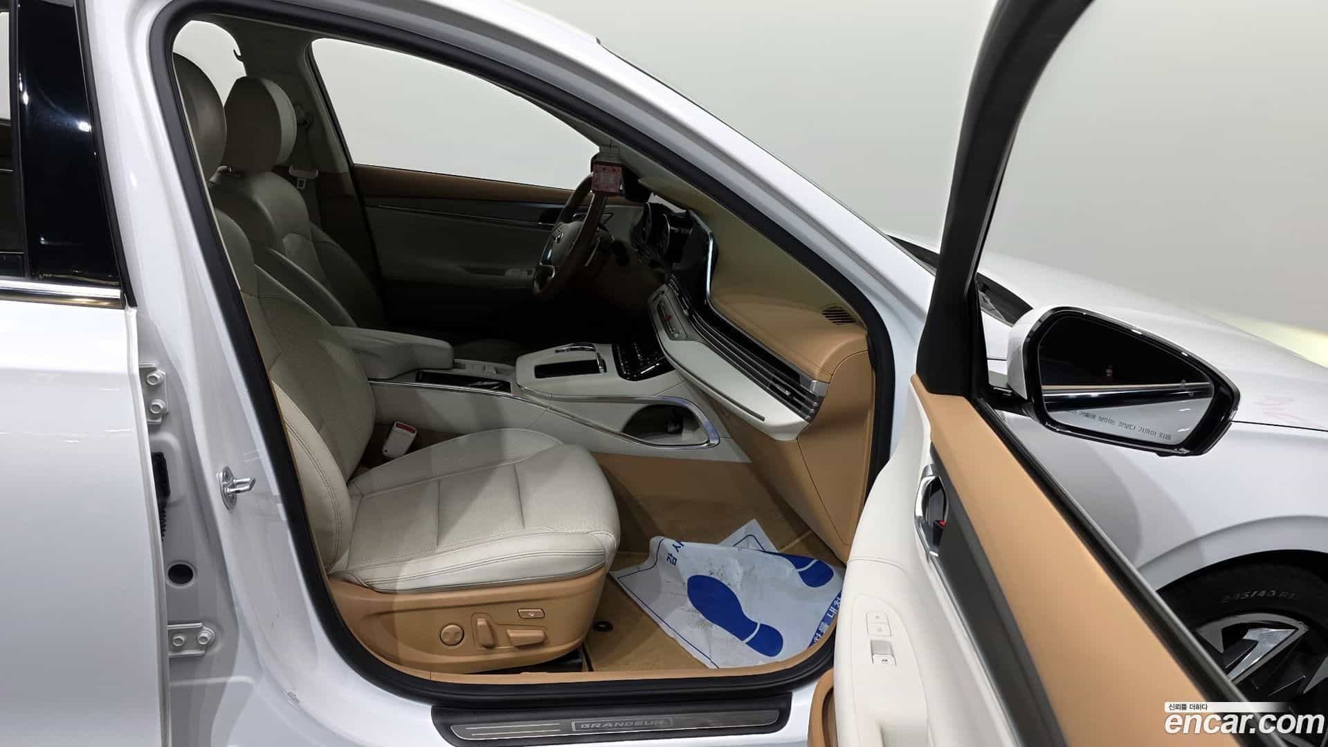 Grandeur Hyundai 2020.7-OPTION-015