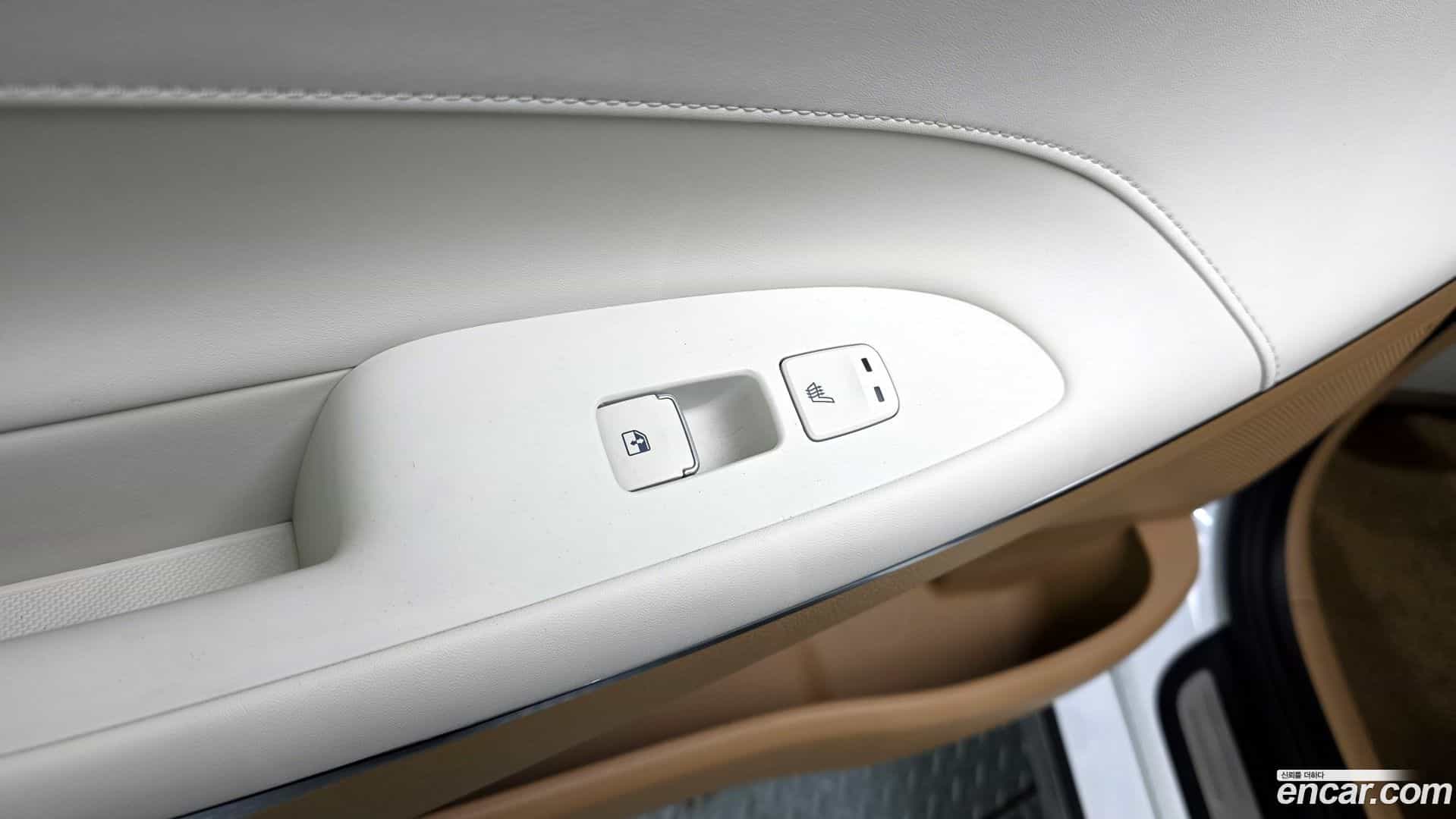 Grandeur Hyundai 2020.7-OPTION-023